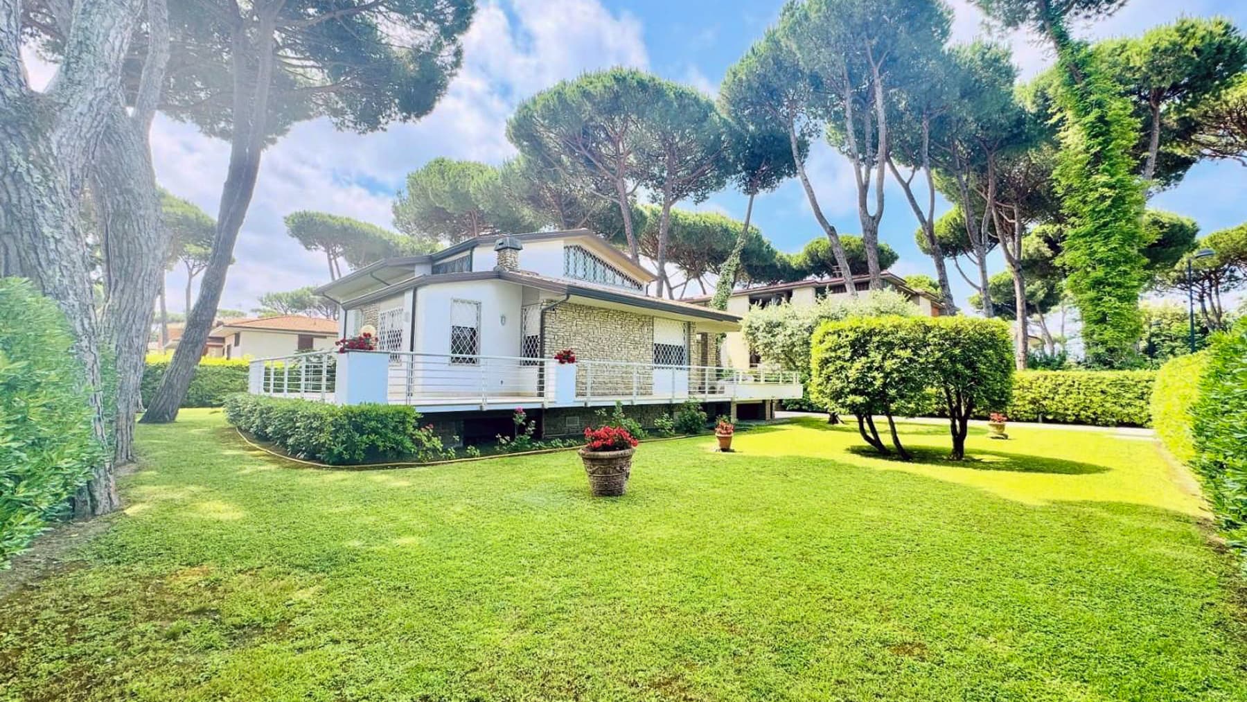 Charming Villa in Versilia, Tuscany's Camaiore