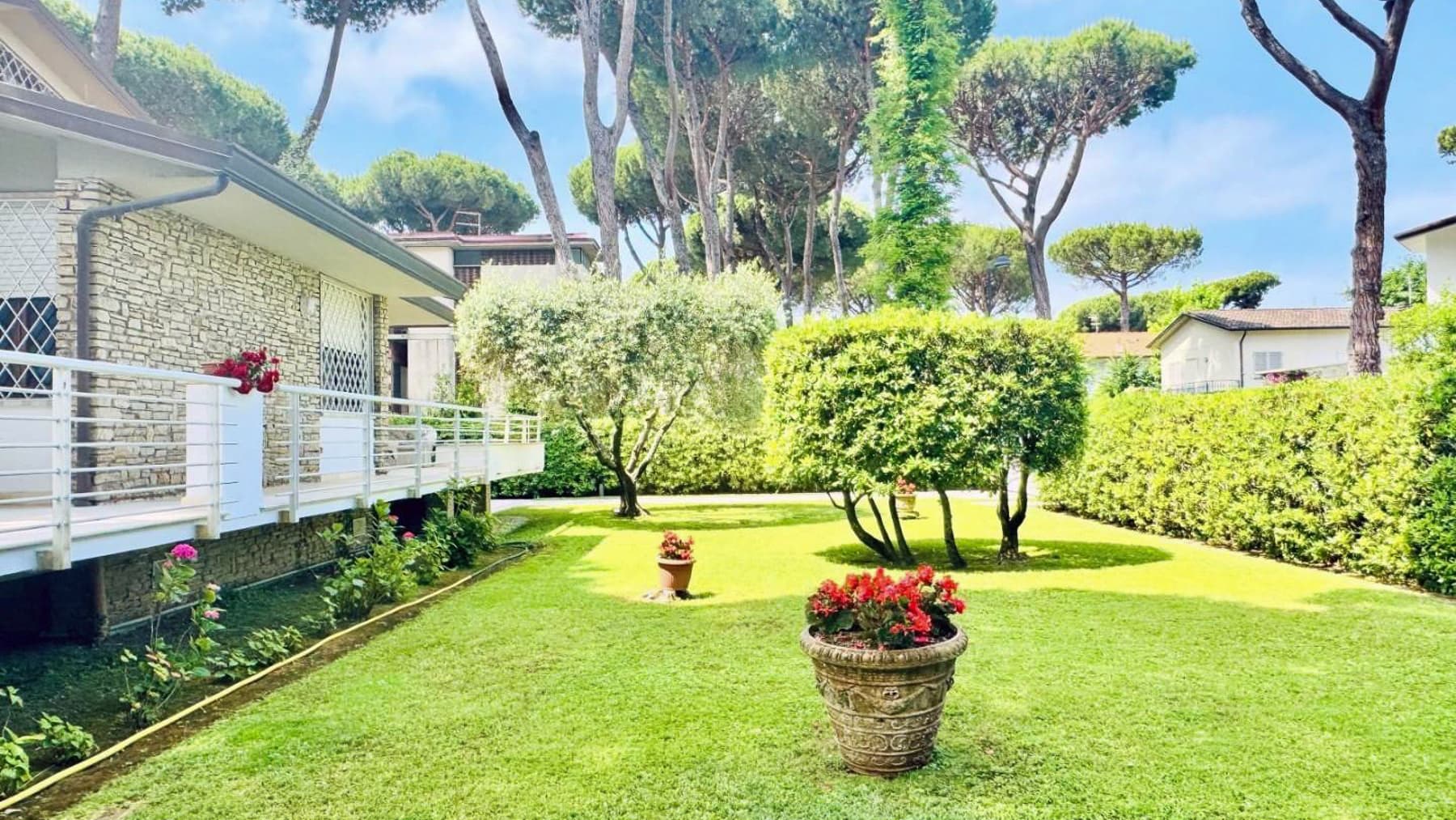 Charming Villa in Versilia, Tuscany's Camaiore
