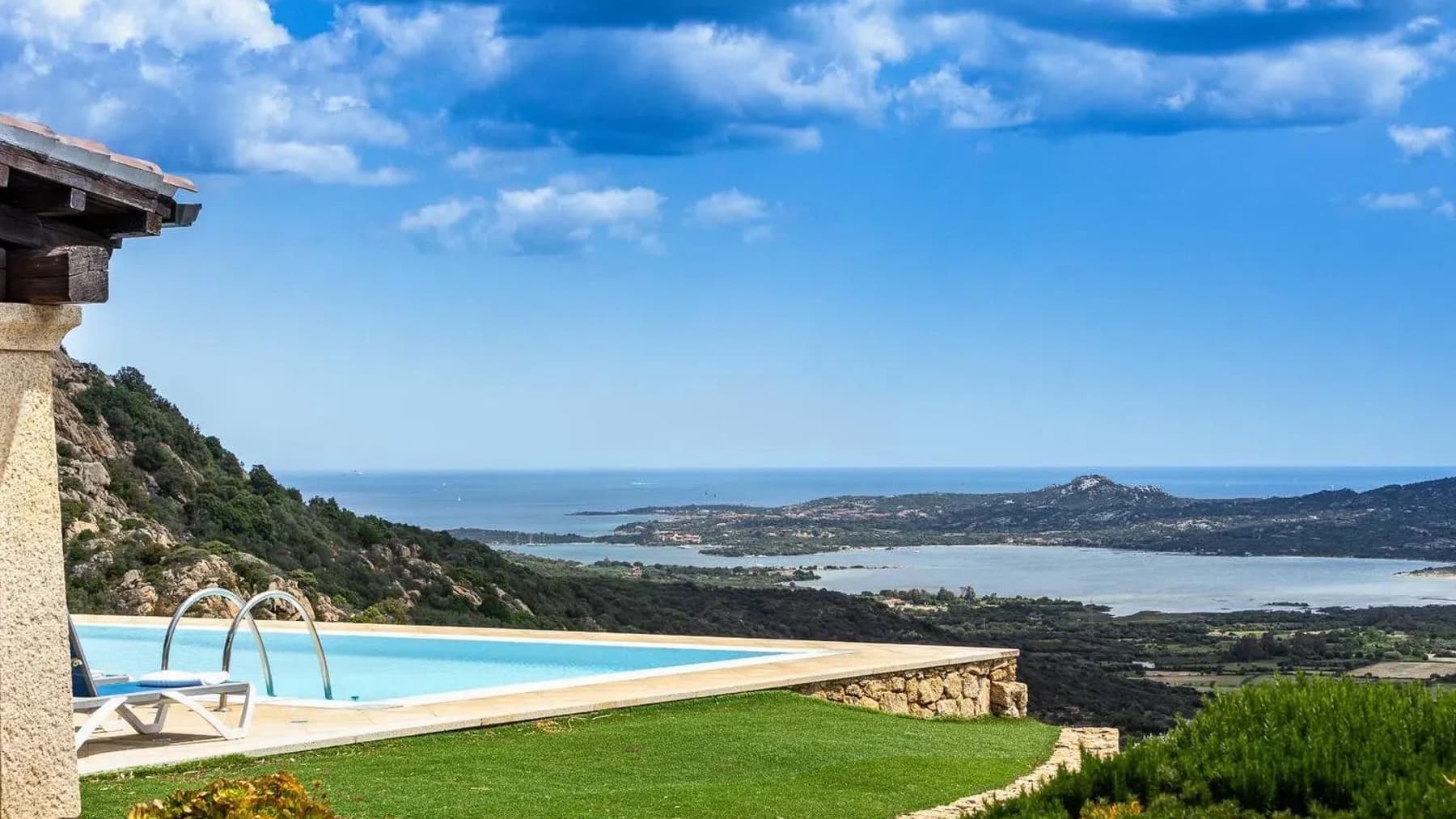 Villa esclusiva a Olbia, Sardegna: comfort e privacy