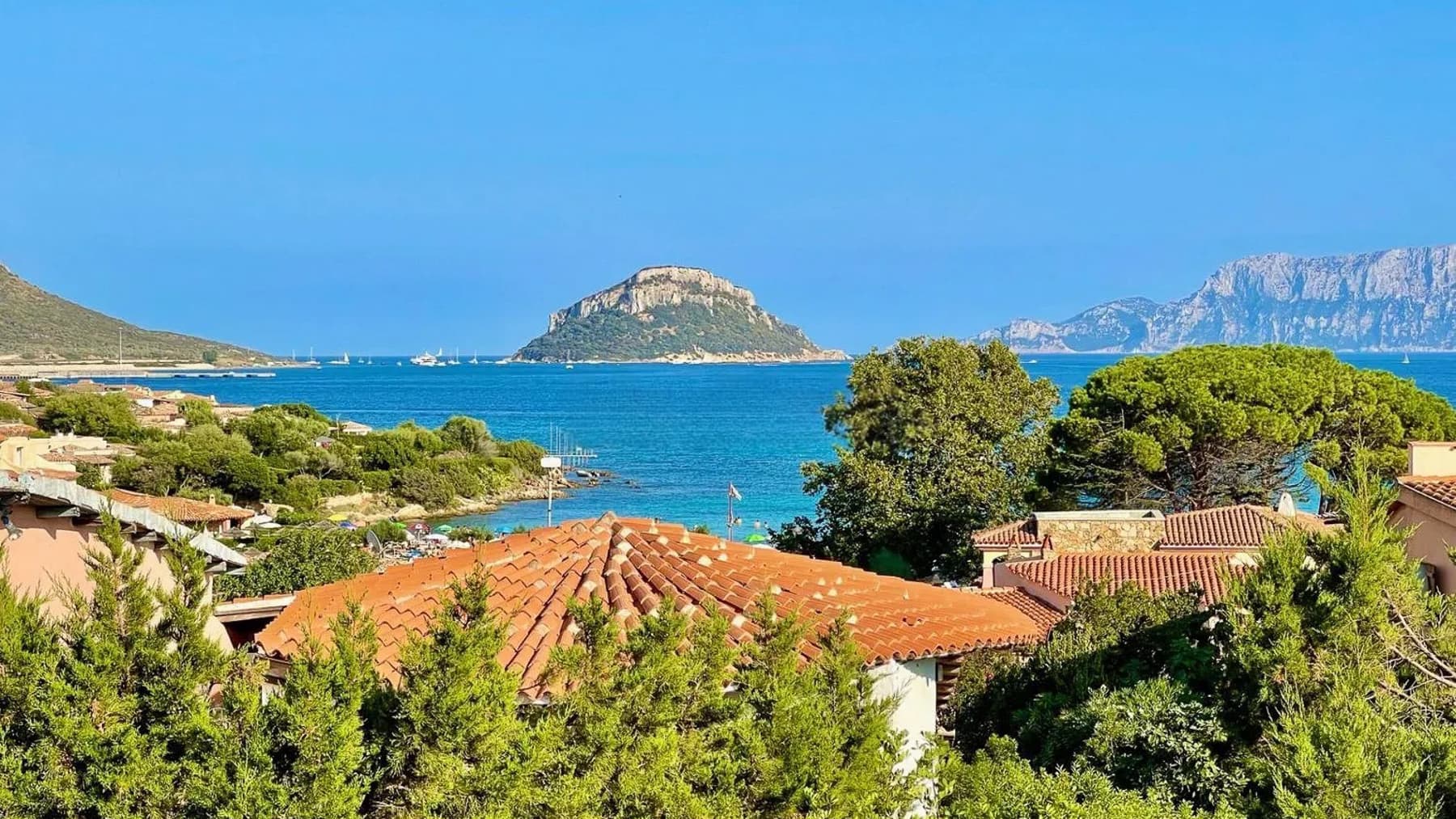 Villa con Vista Mozzafiato a Golfo Aranci, Sardegna