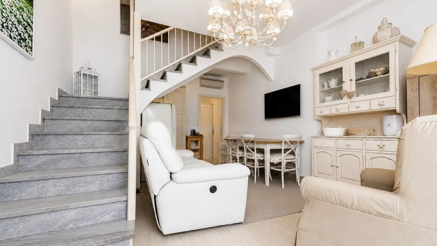 Charming Villa in Forte dei Marmi, Tuscany