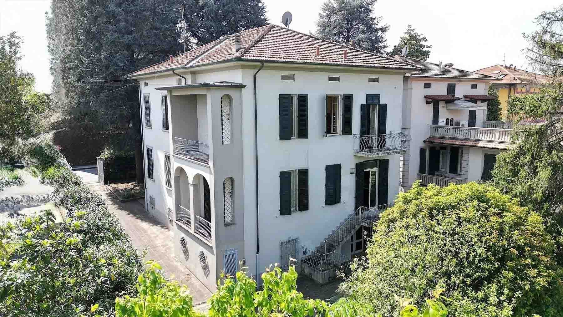 Charming Villa in Lucca, Heart of Tuscany