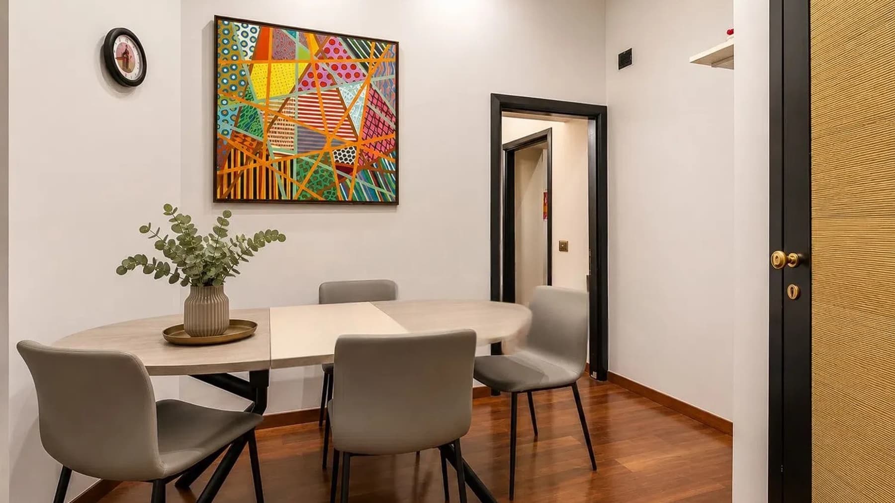 Chic Apartment in Rome, Lazio's Heart