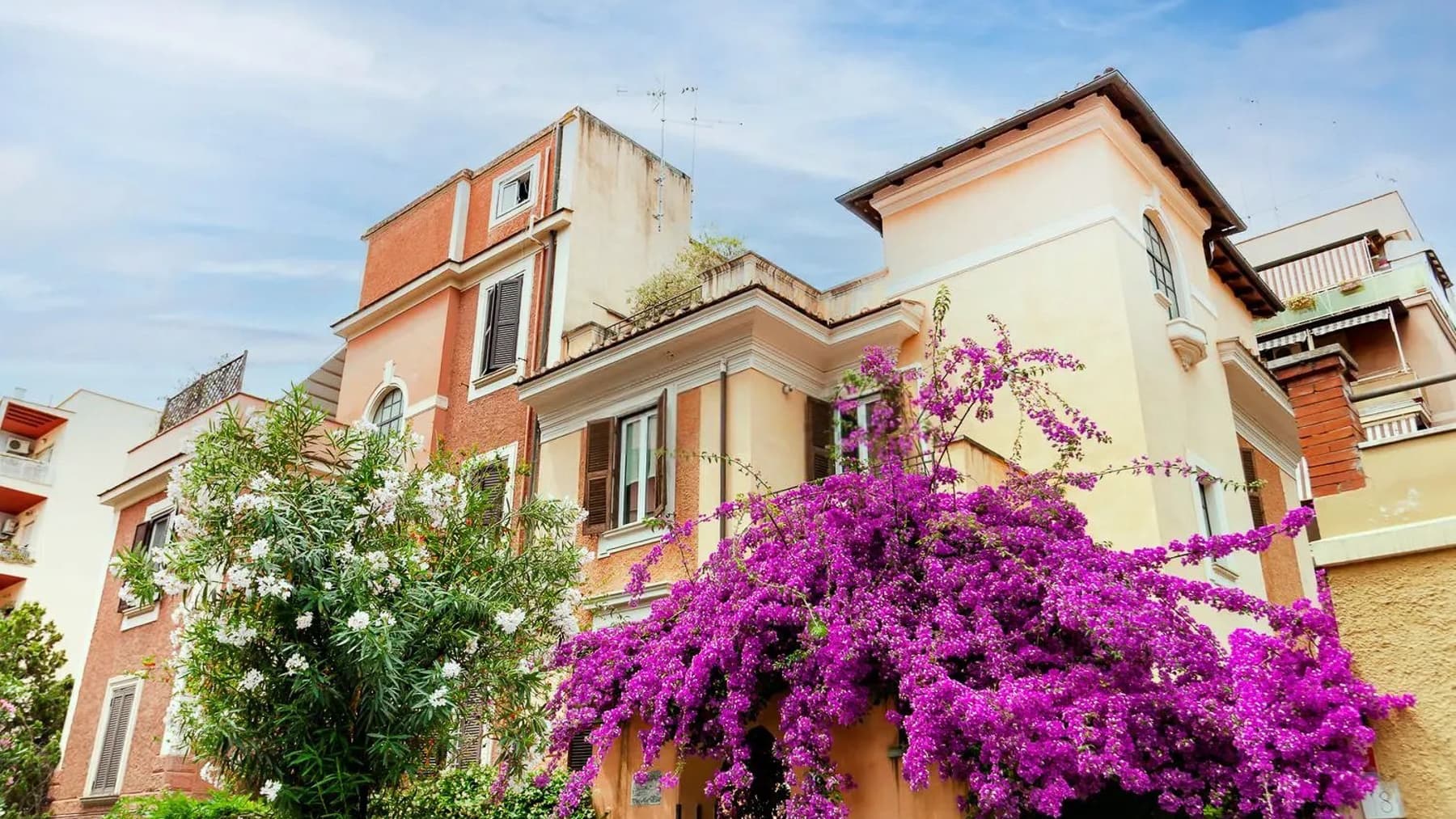 Charming Apartment in Rome, Lazio's Heart