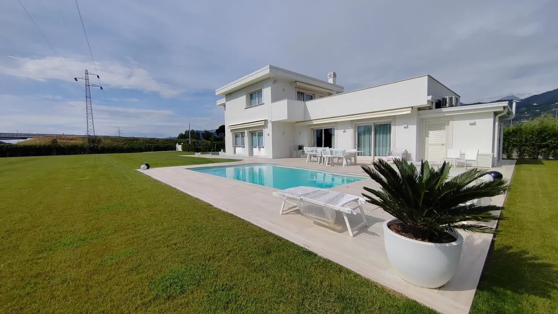 Villa moderna in Versilia, Pietrasanta