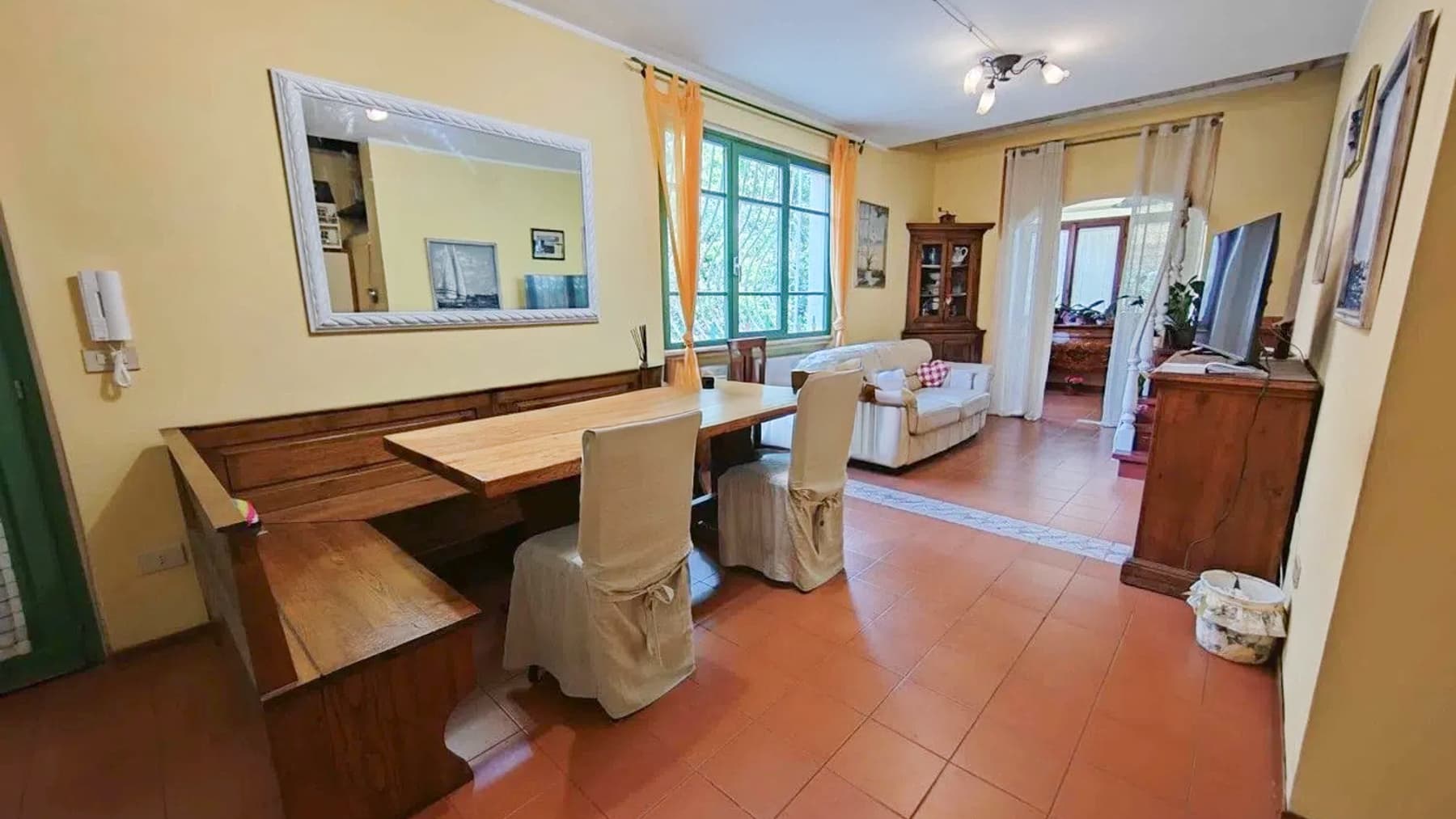 Villa a Forte dei Marmi, vicino al mare e servizi