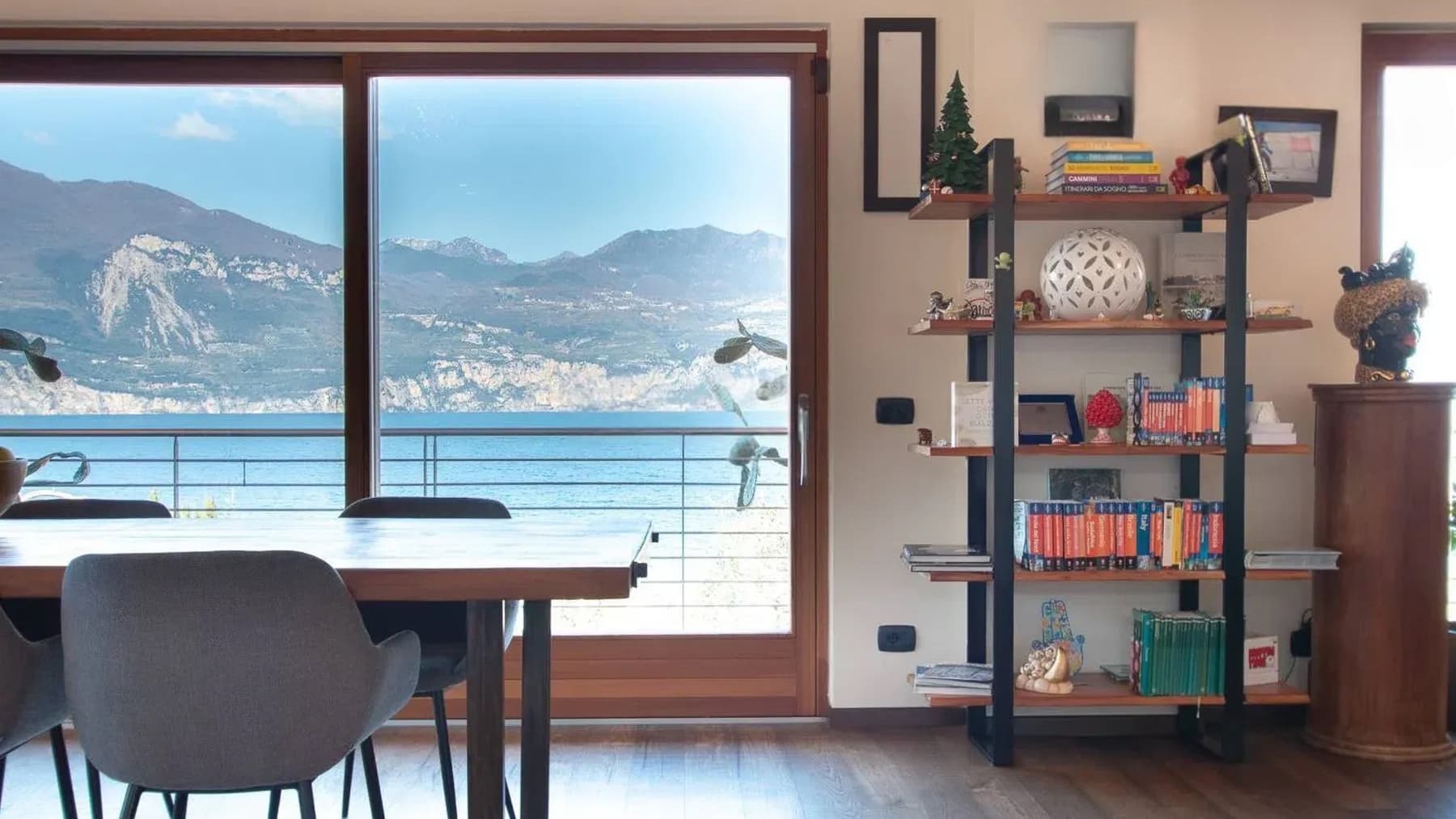 Villa in Brenzone sul Garda, Veneto, by Lake Garda