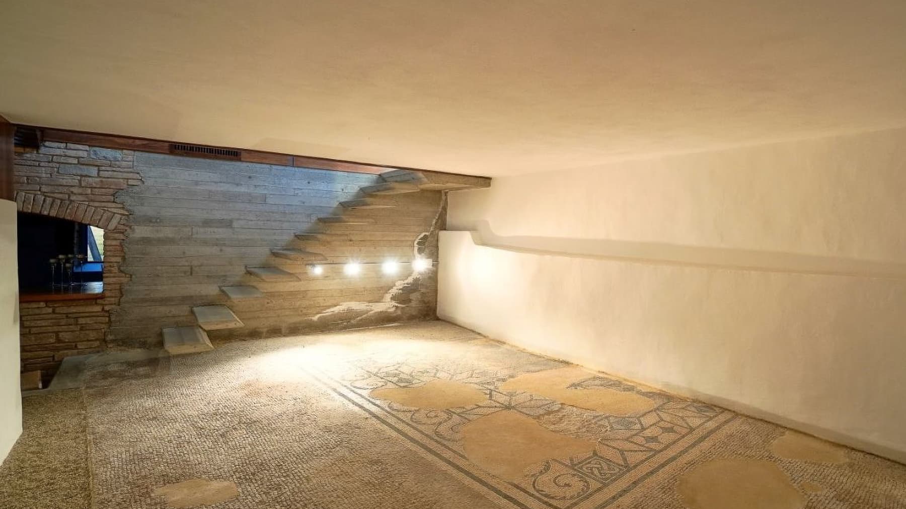 Villa di Lusso a Perugia con Giardino e Piscina