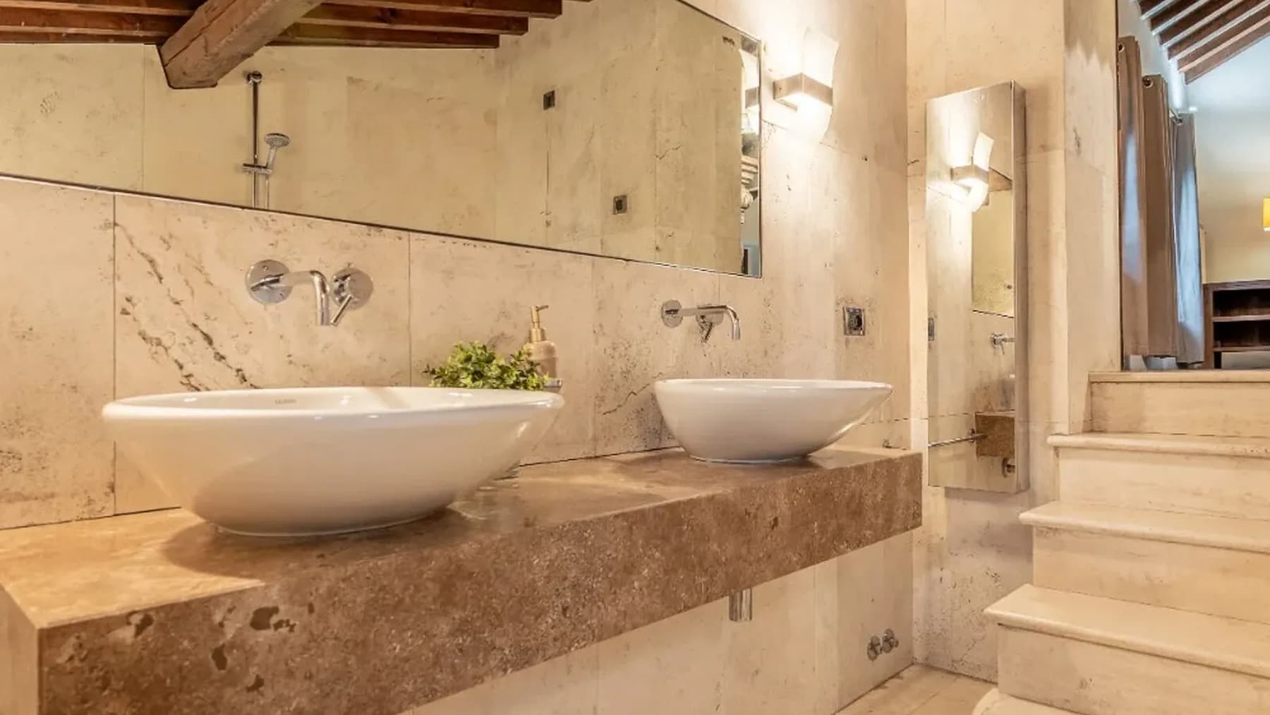 Casale a Cortona: Eleganza e Comfort in Toscana
