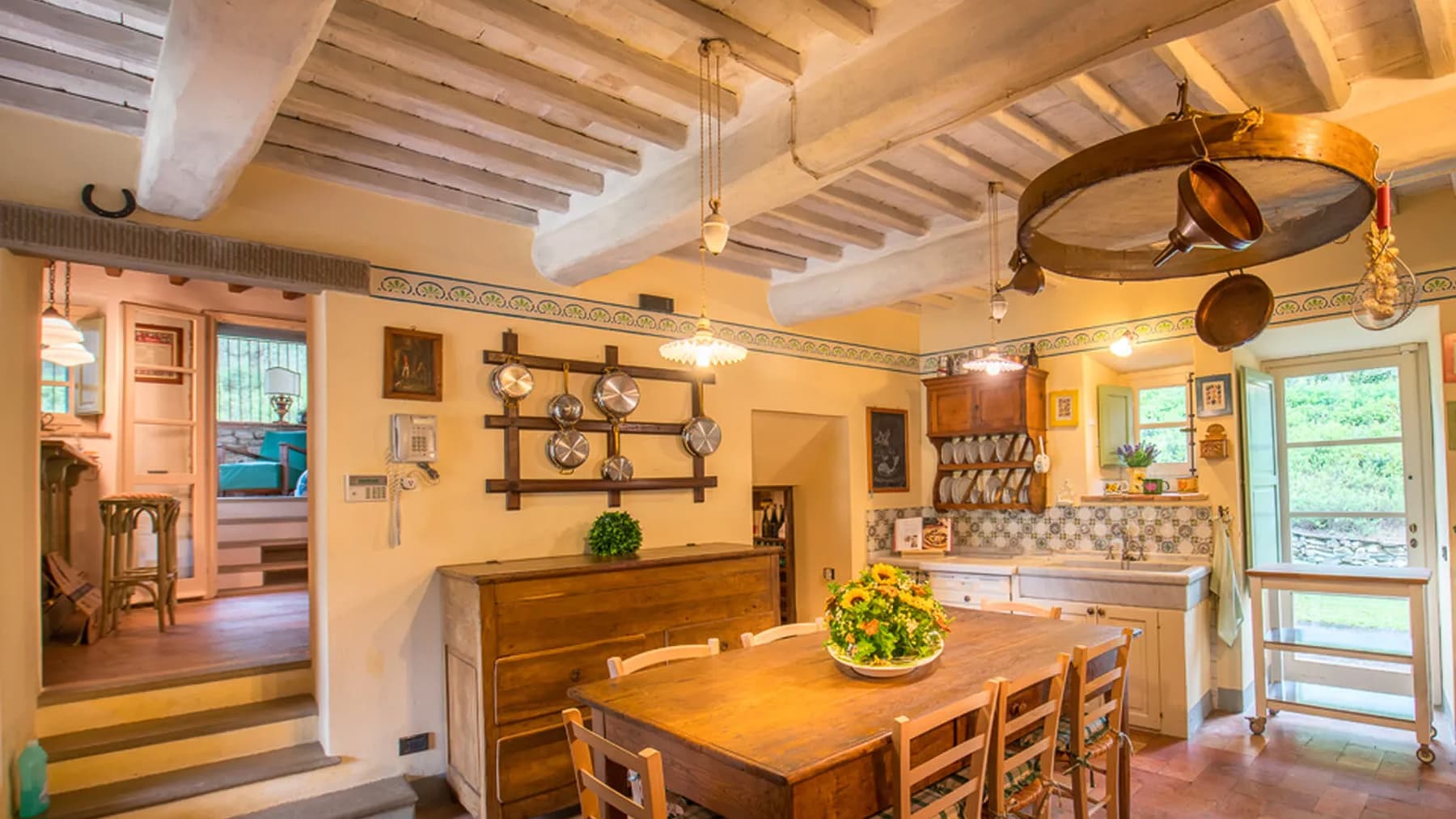 Rustic Country House in Charming Cortona, Tuscany