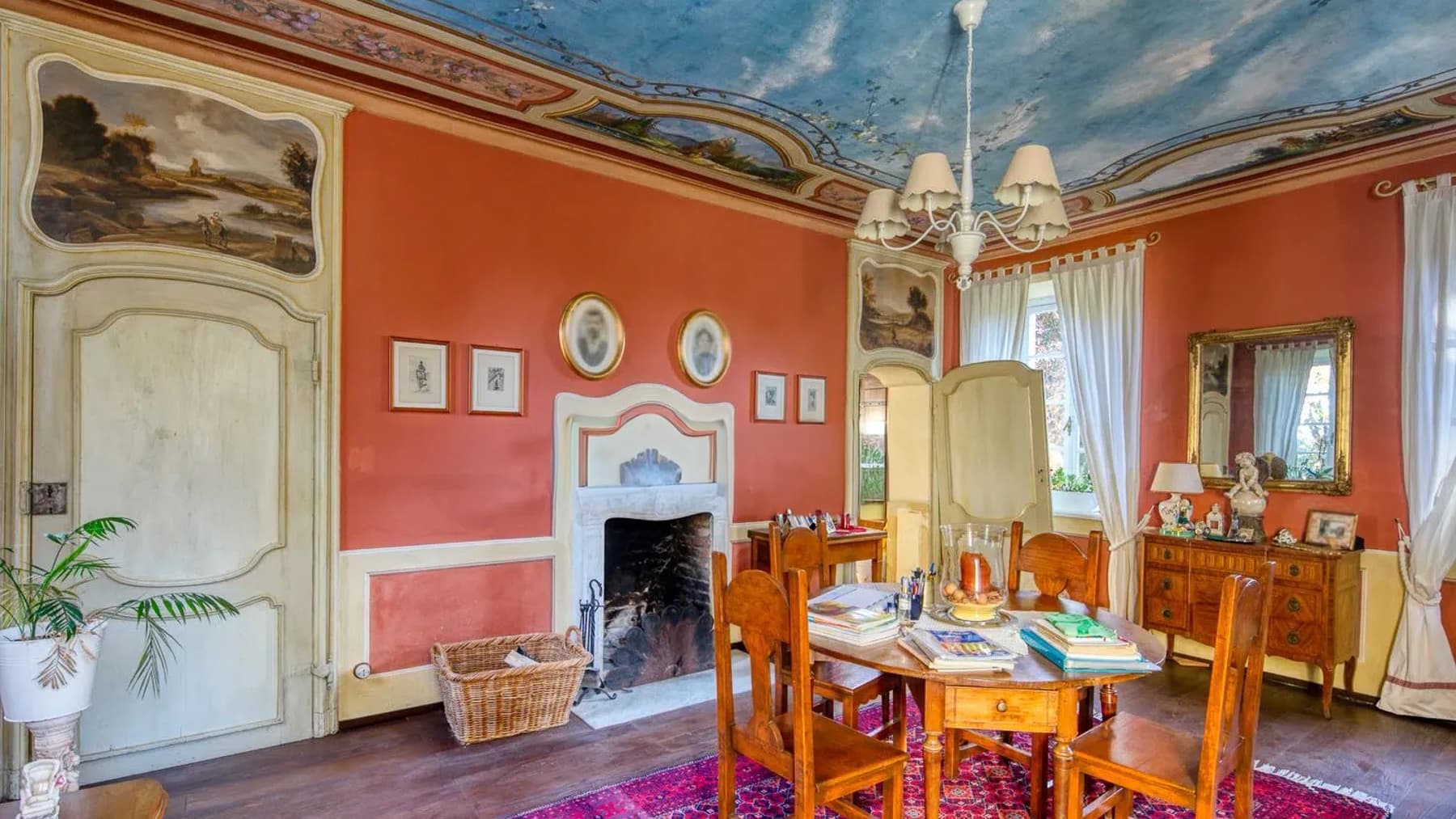 Villa storica con vista panoramica a Chieri, 800 mq