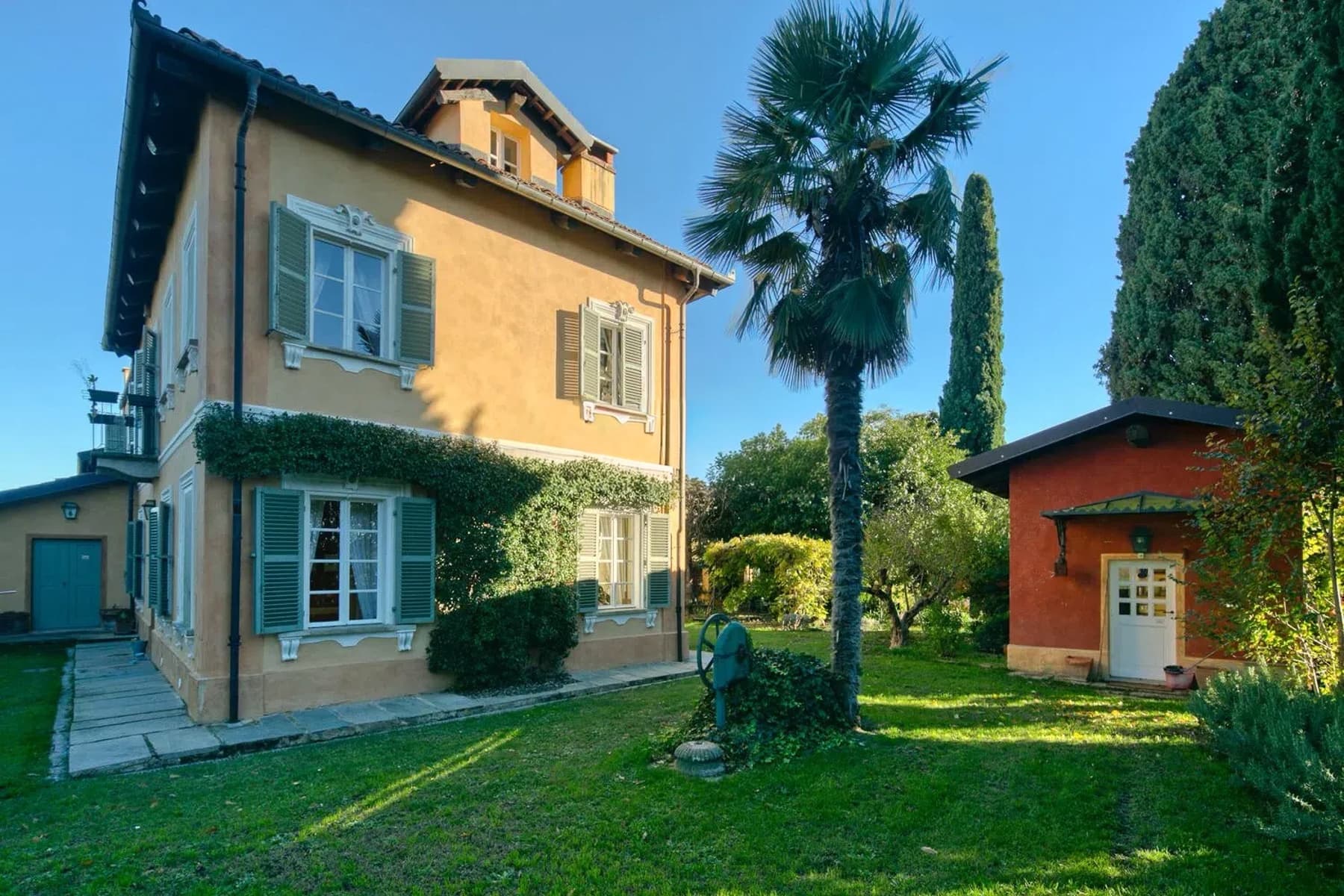 Tutte le foto (24)