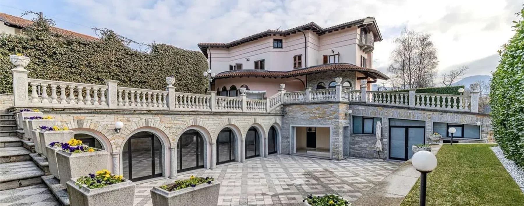 Charming Villa in Pallanza, Piedmont
