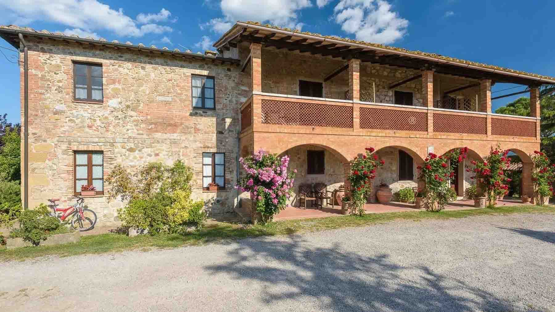 Casale con piscina e parco in Val d'Orcia, Pienza