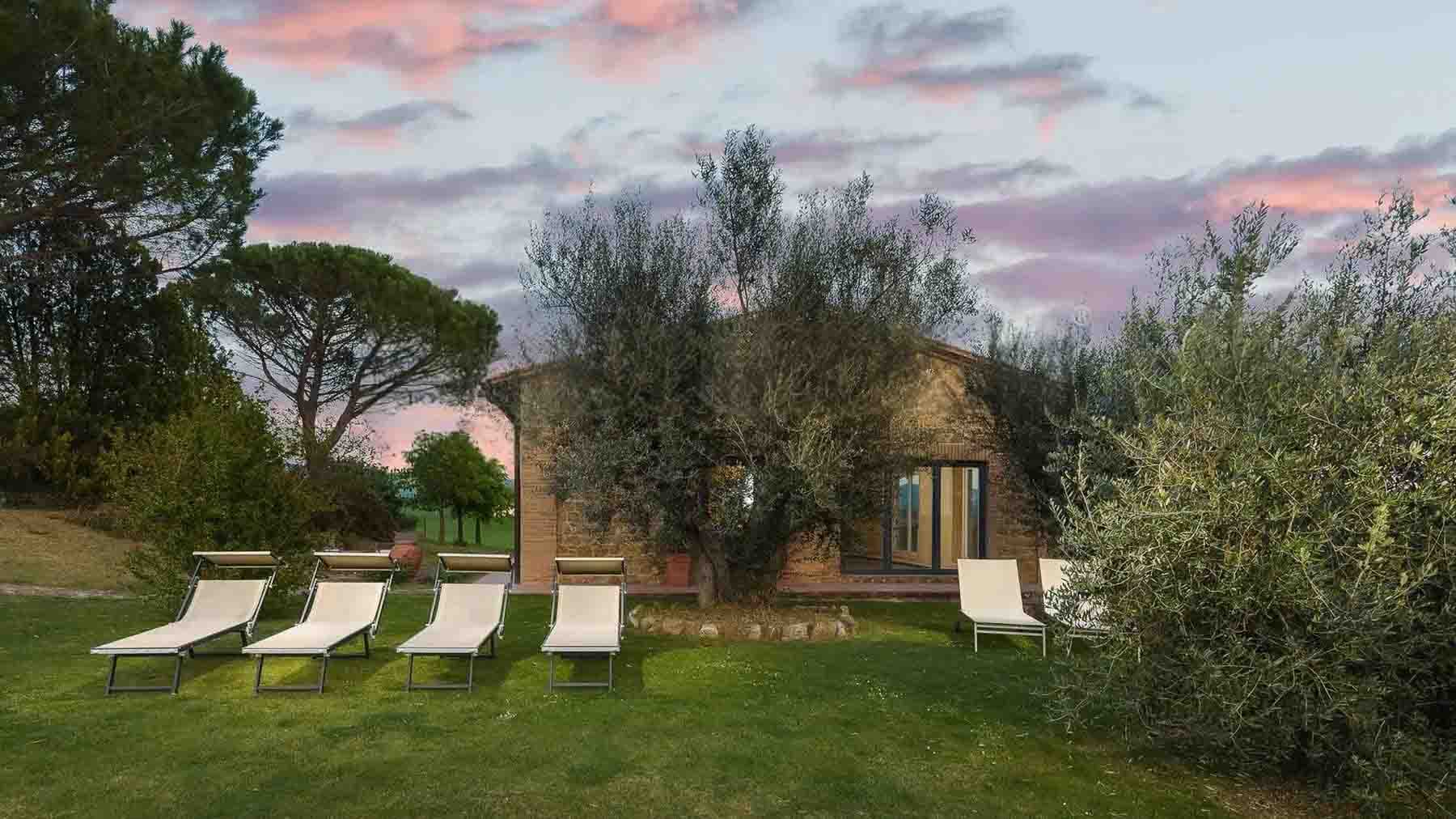 Casale con piscina e parco in Val d'Orcia, Pienza