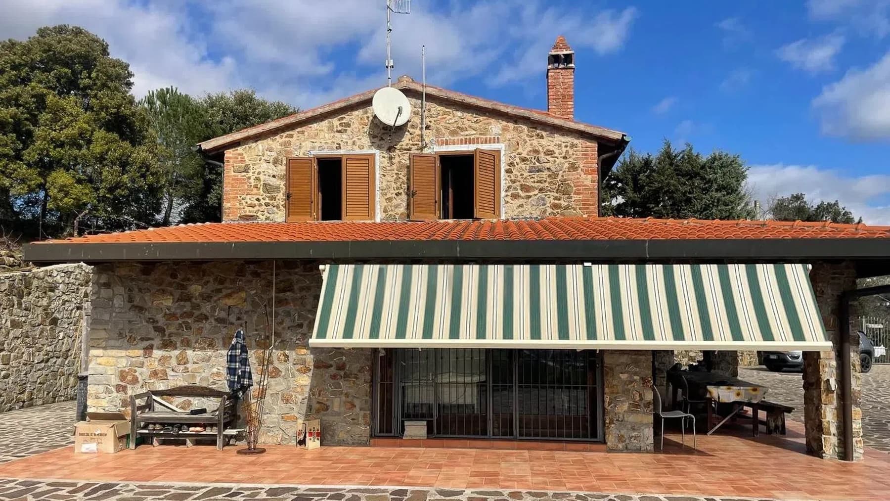 Casale in Toscana con piscina e giardino a Massa Marittima
