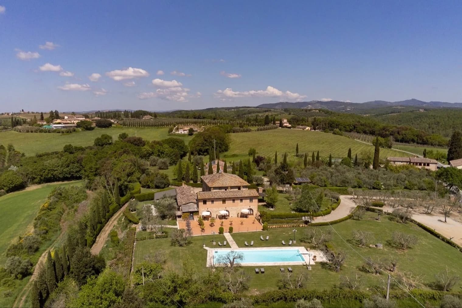 Casale affascinante in Toscana, nel cuore di Siena