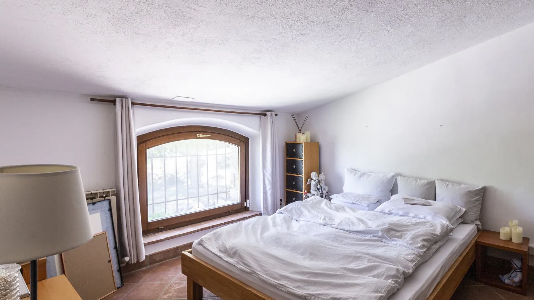 Casale autentico a Todi, cuore dell'Umbria
