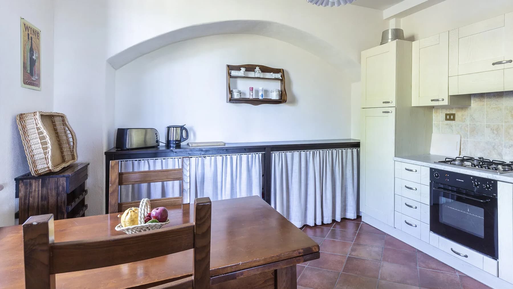 Casale autentico a Todi, cuore dell'Umbria