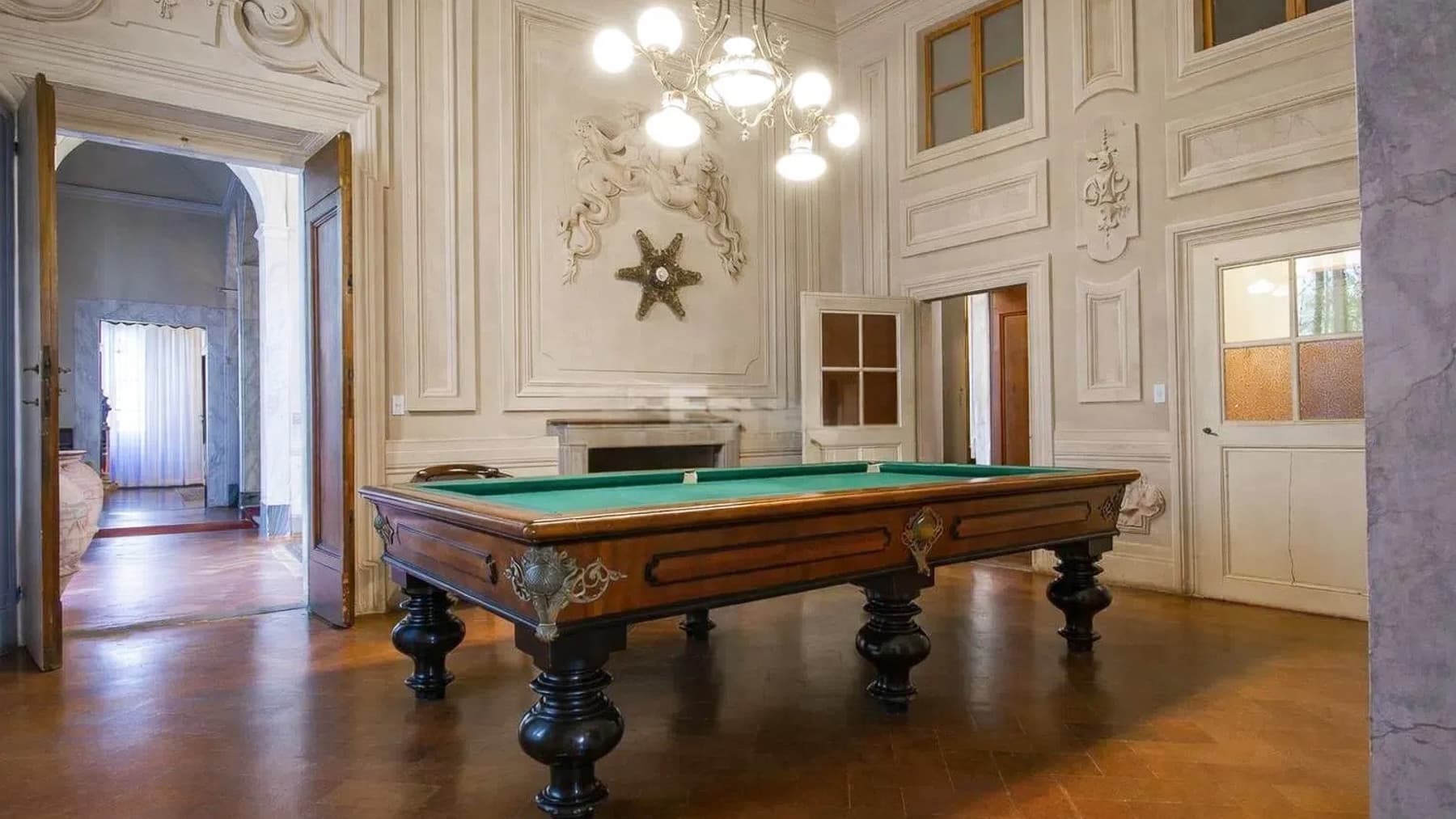Villa storica sulle colline di Pistoia, Toscana