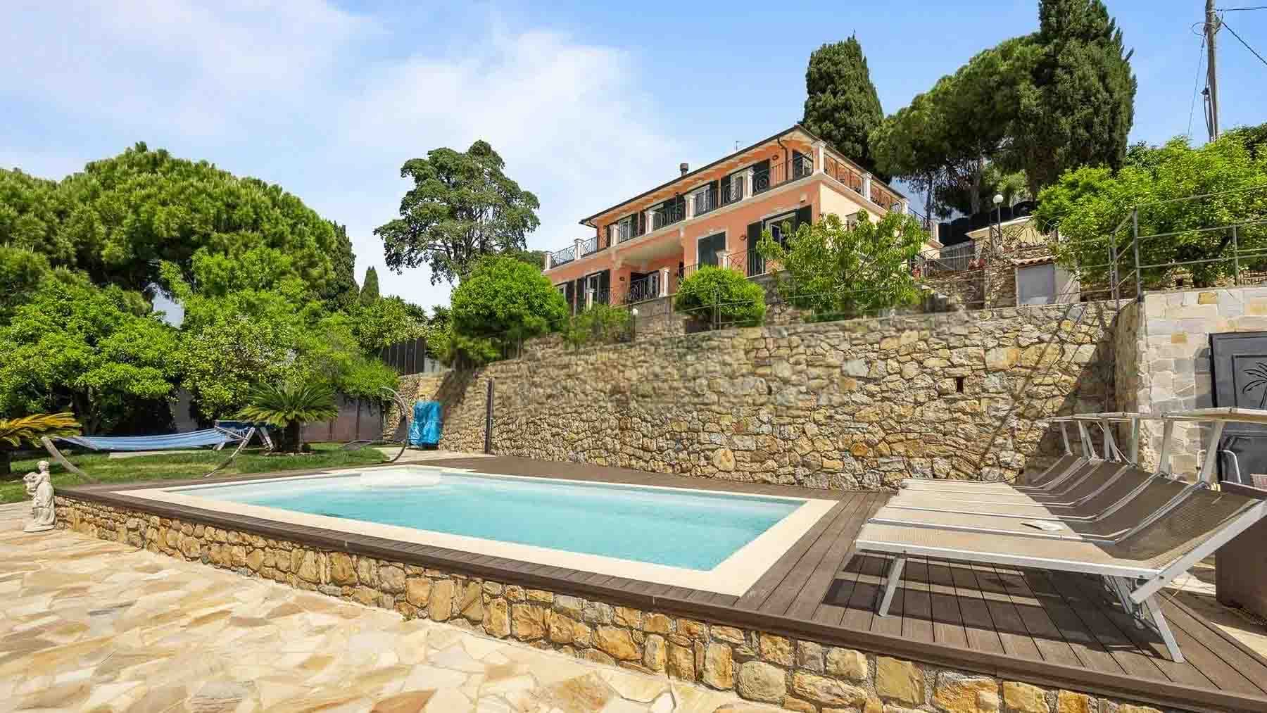 Elegant Villa in Bordighera, Liguria's Charm