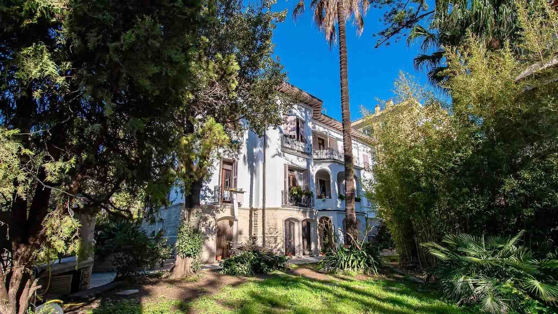 Flat in Villa in Bordighera, Liguria