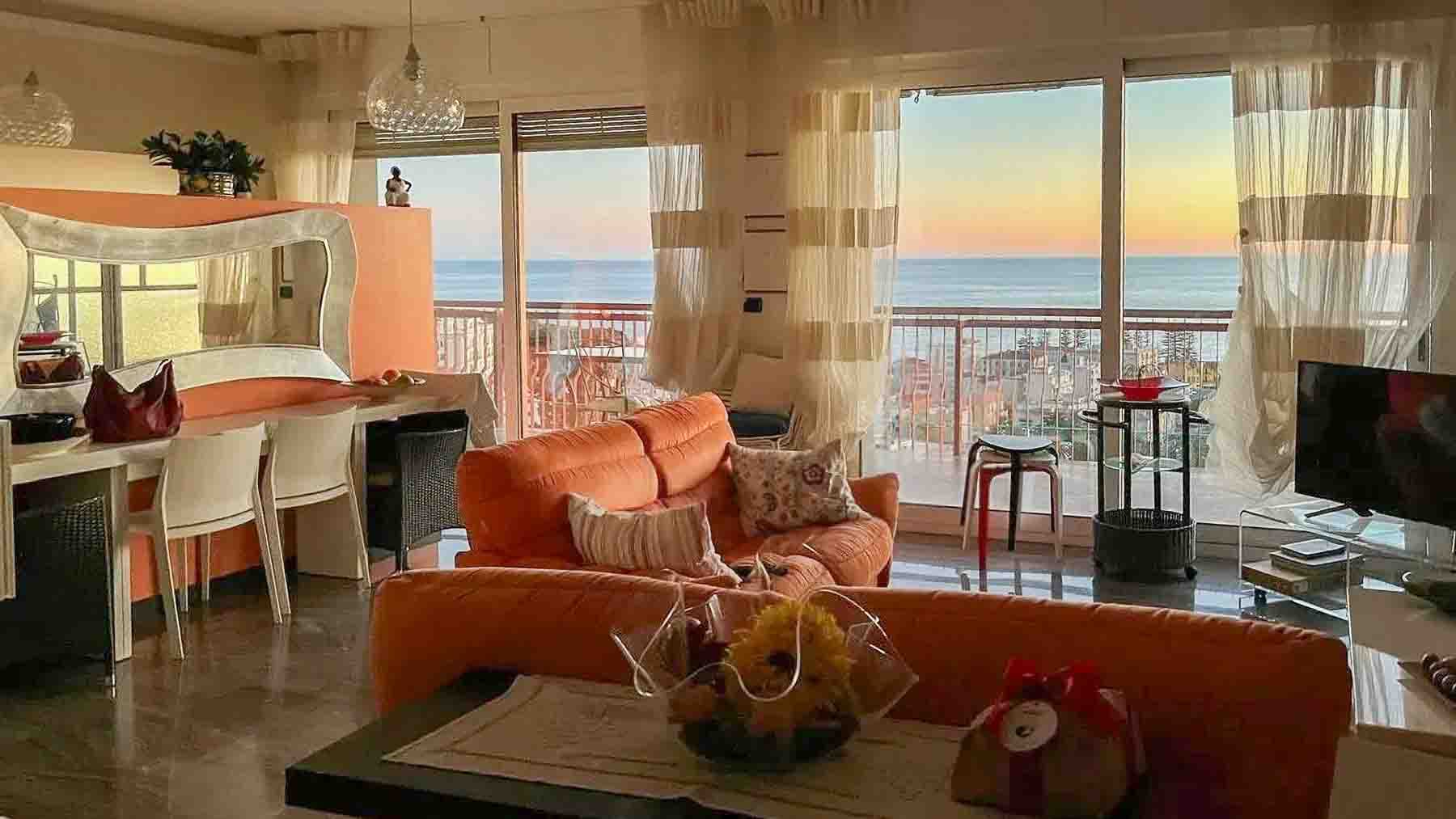 Penthouse in Scenic Bordighera, Liguria