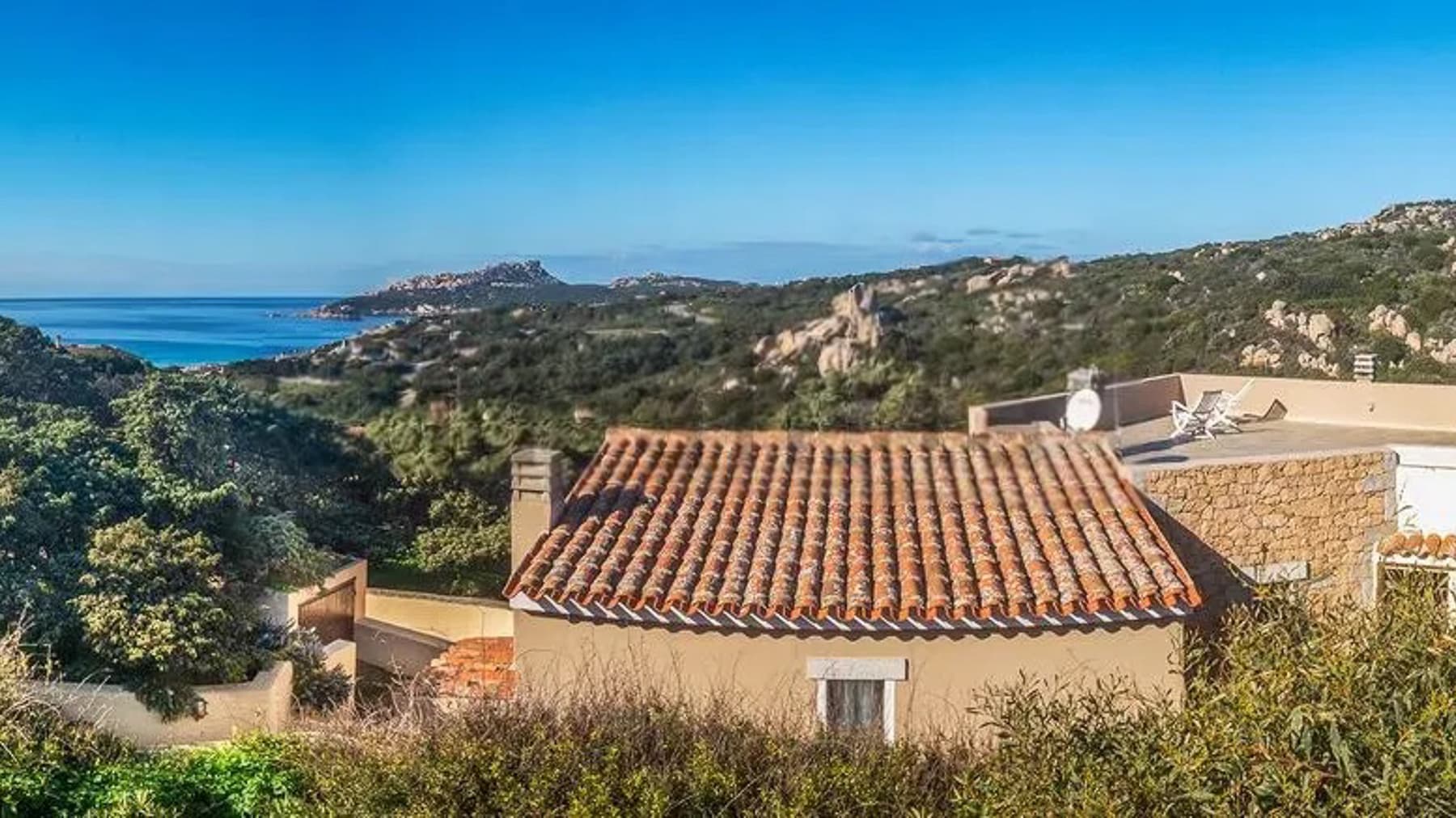 Villa signorile vista mare a Santa Reparata, Sardegna