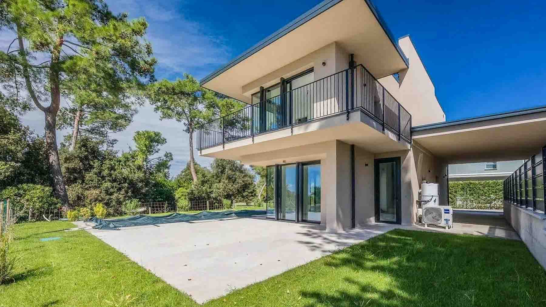 Charming Villa in Rosolina, Veneto Region