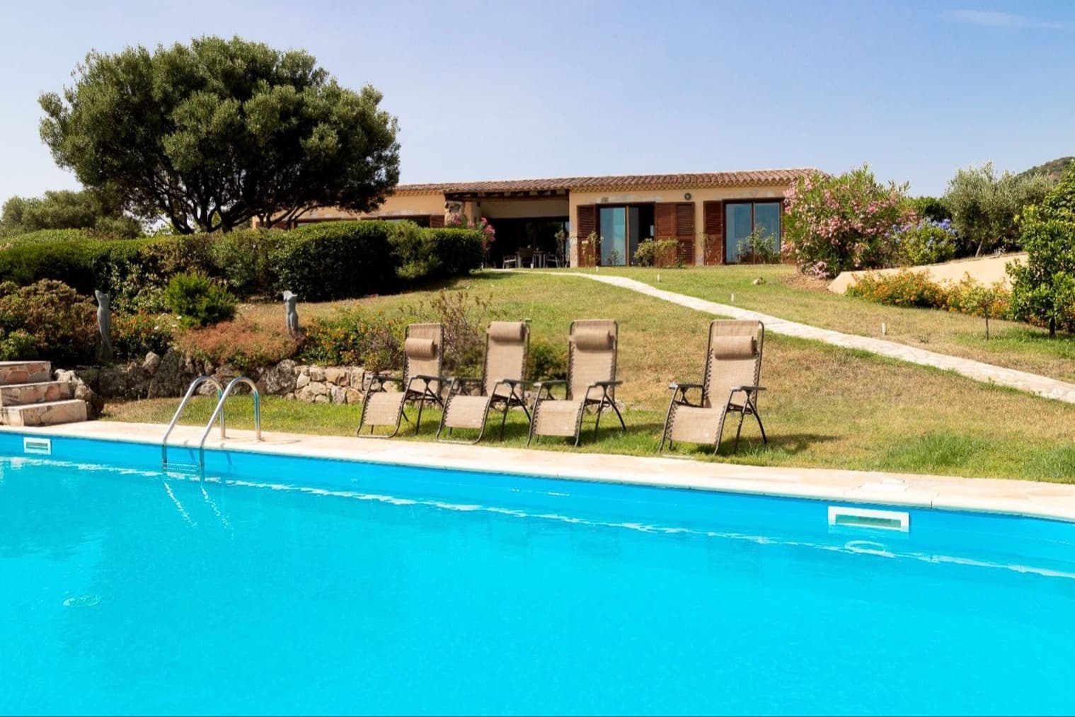 Villa con piscina e uliveto a Olbia, Sardegna