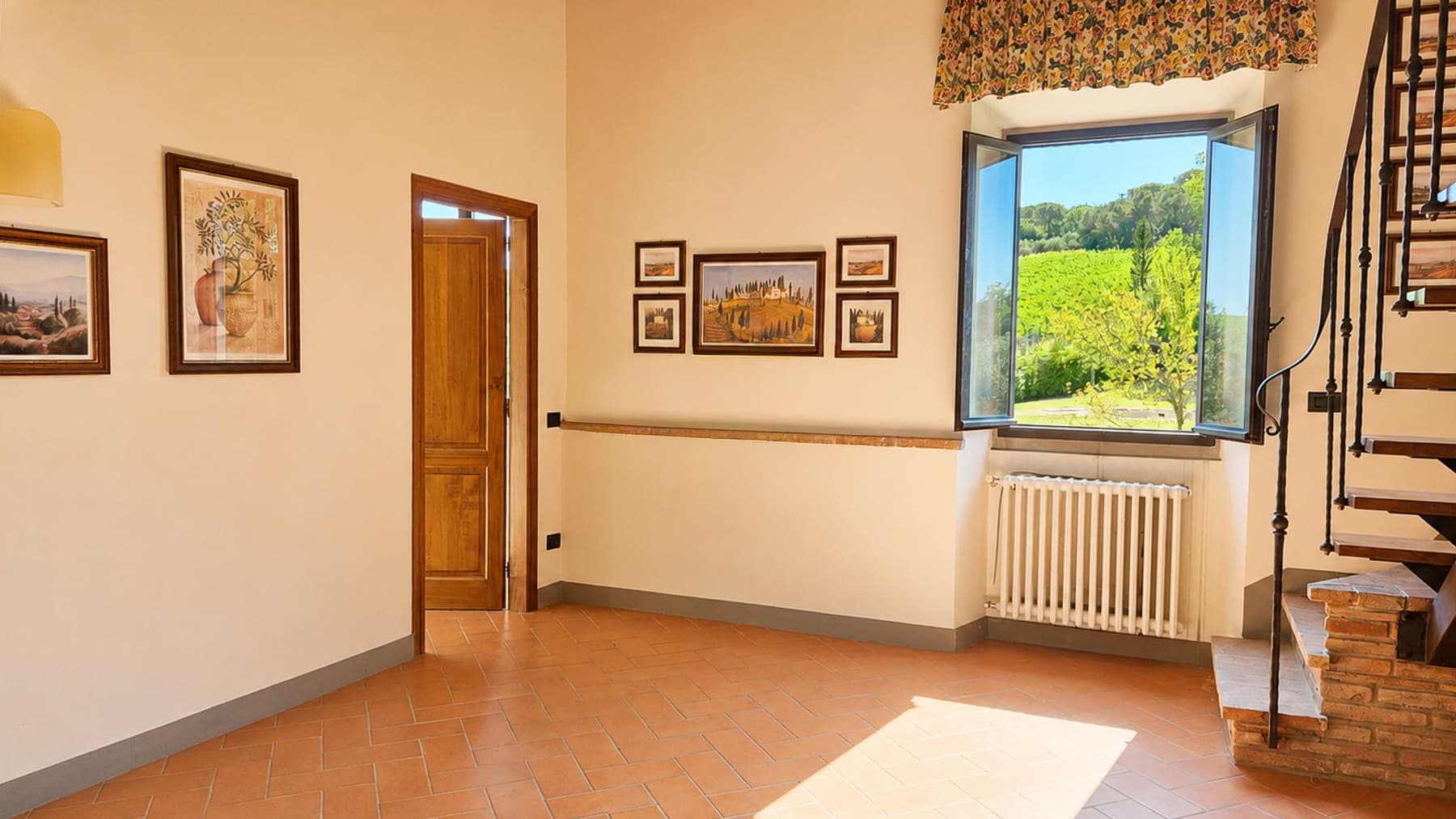Colonica a Chiocchio con piscina, Toscana