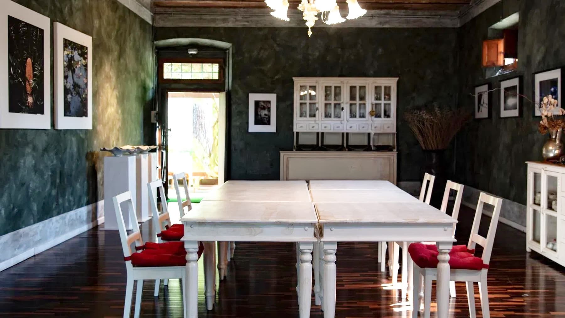 Interiors (5)
