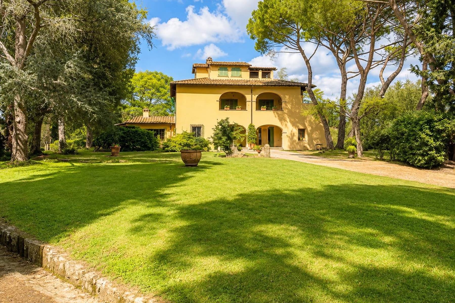 Villa in Monte Oriolo, Tuscany