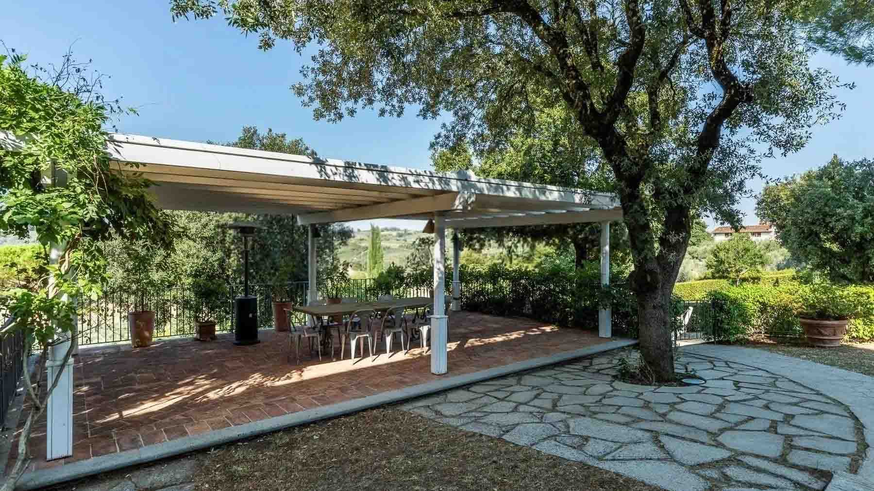 Exteriors (5)