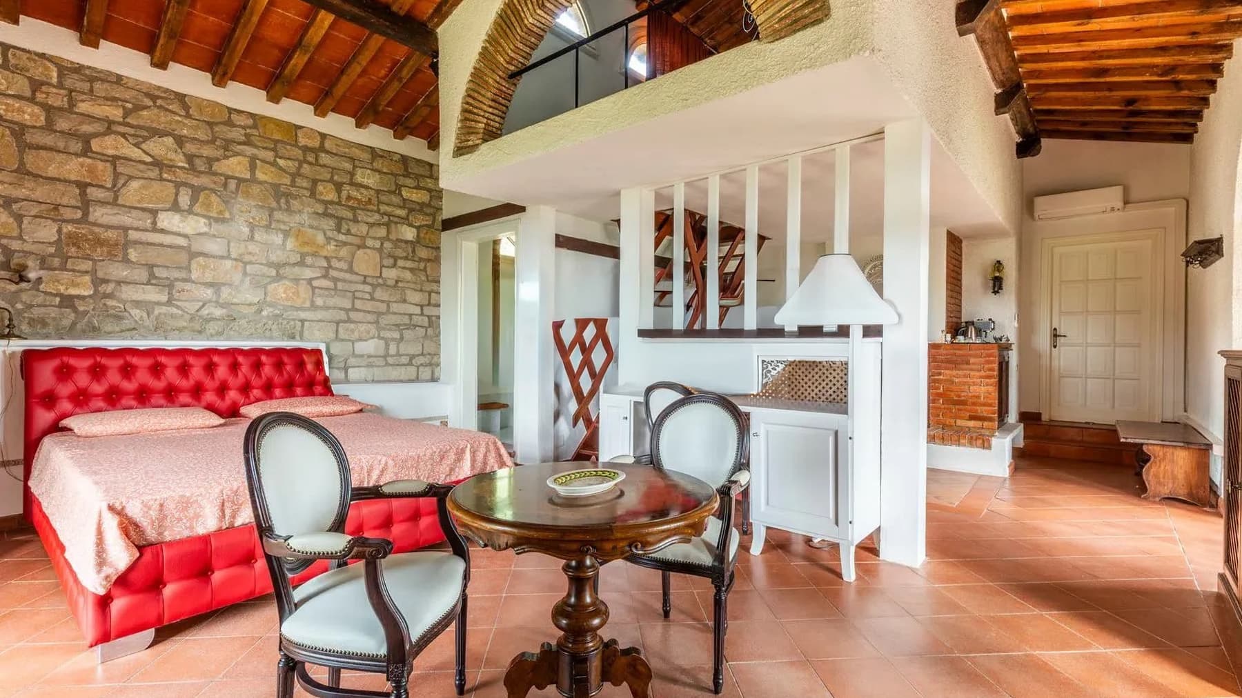 Charming Country House in Todi, Umbria