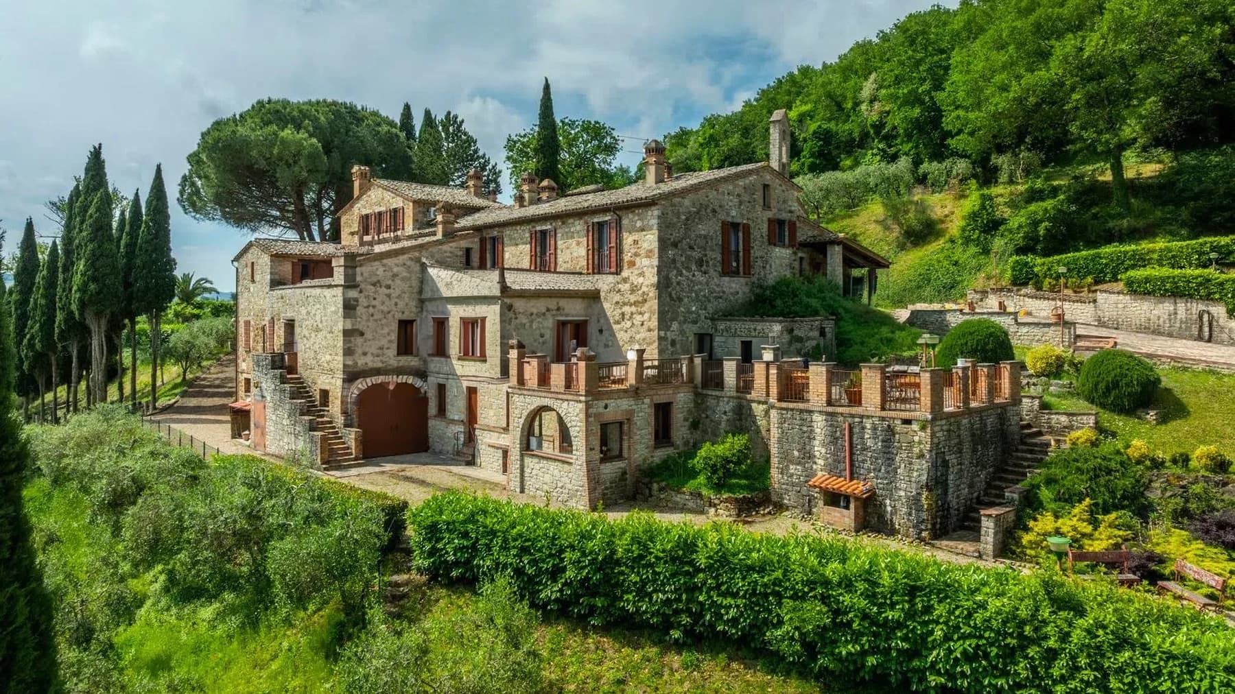 Charming Country House in Todi, Umbria