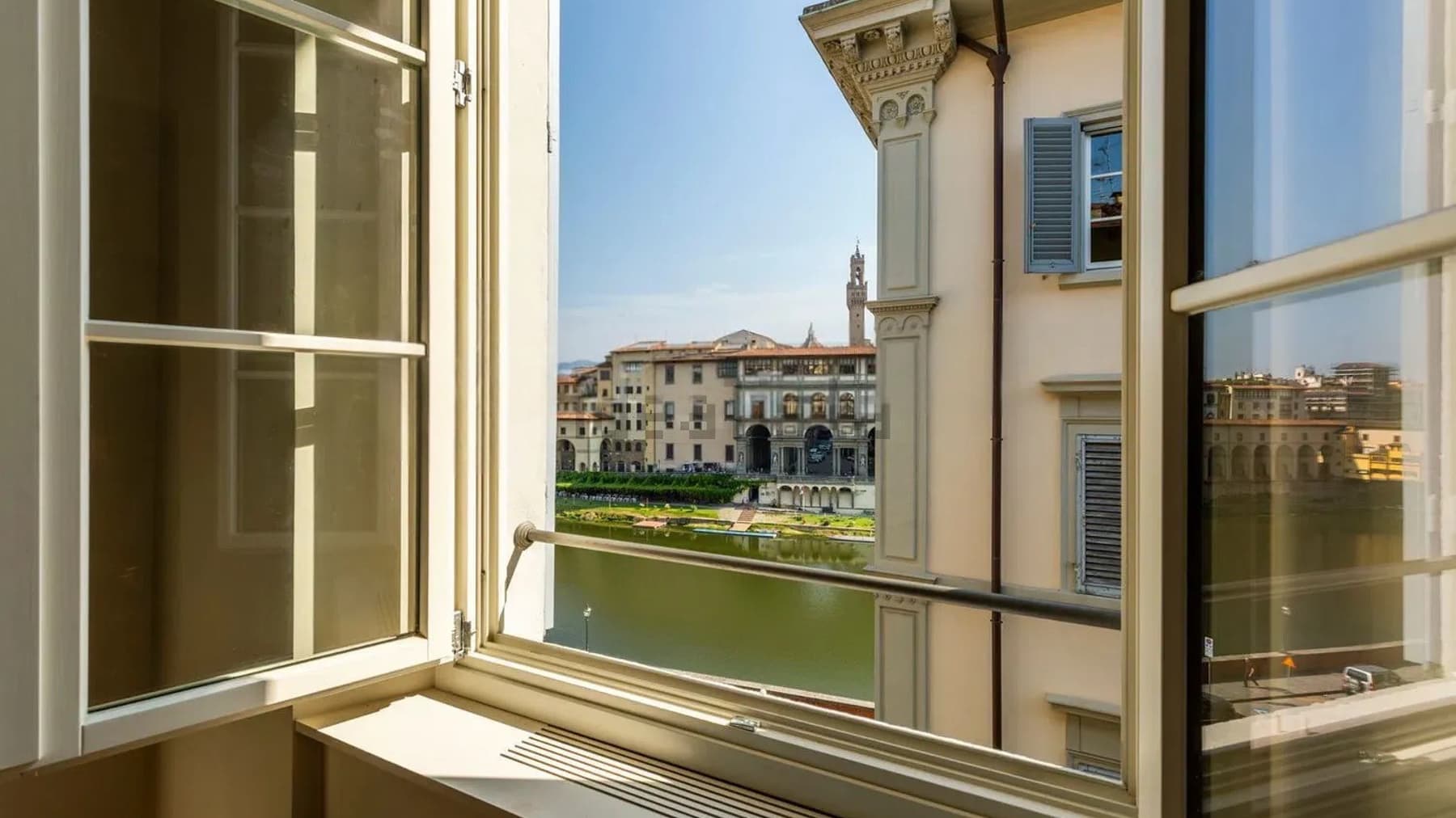 Appartamento di prestigio con vista Arno a Firenze