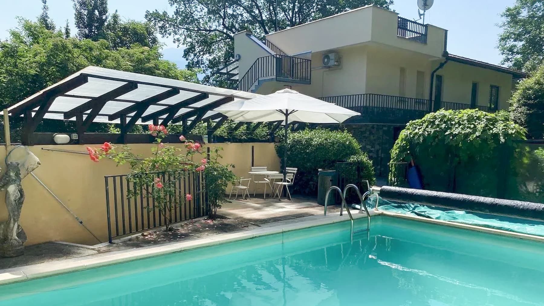 Villa di design a Calozzo, Lago di Como con piscina