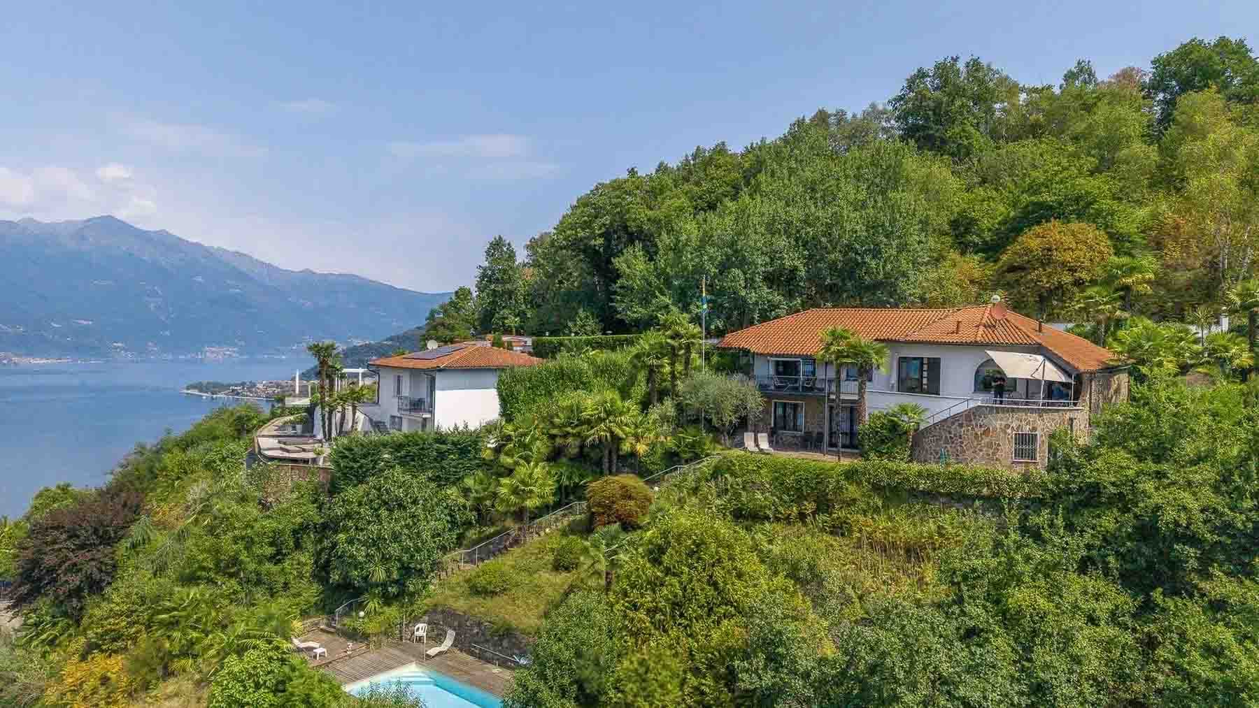 Villa in Luino, Lago Maggiore, Lombardia Charm