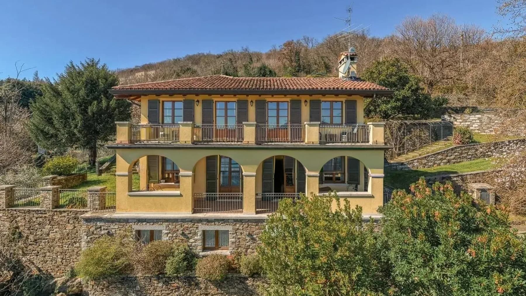 Detached House in Belgirate, Lago Maggiore, Piedmont