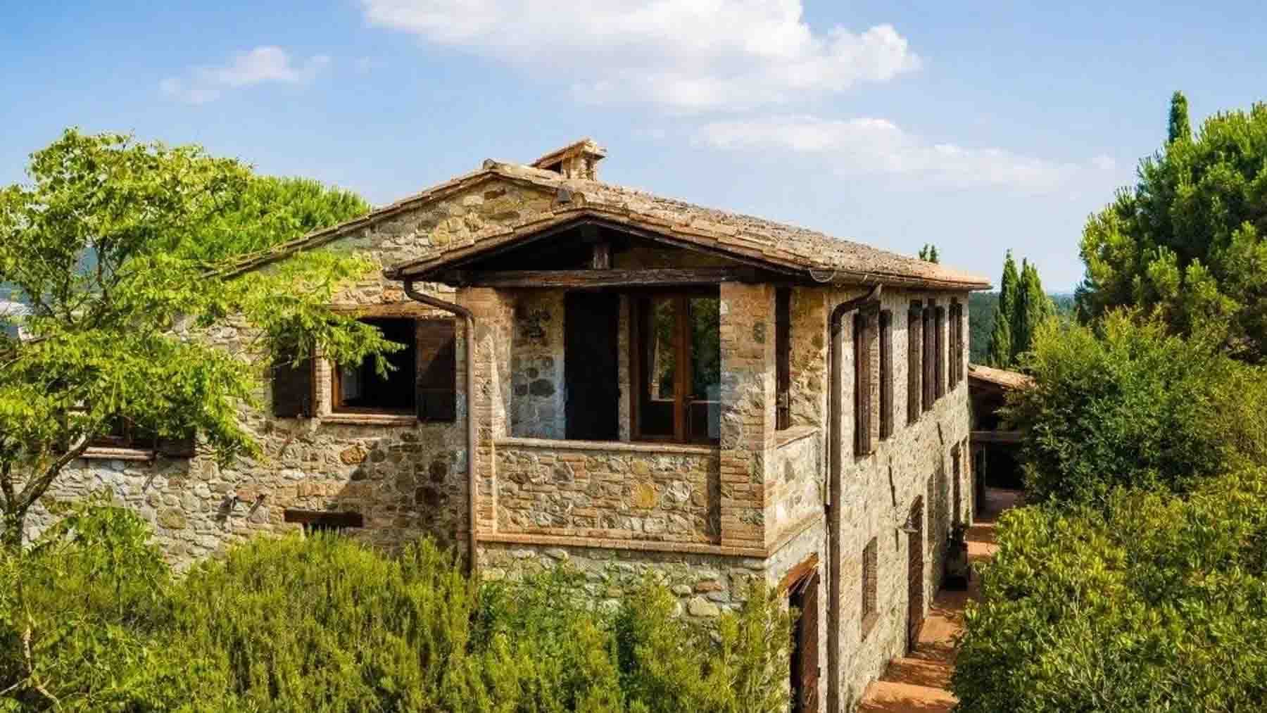 Casale ristrutturato con piscina in Umbria, Fabro