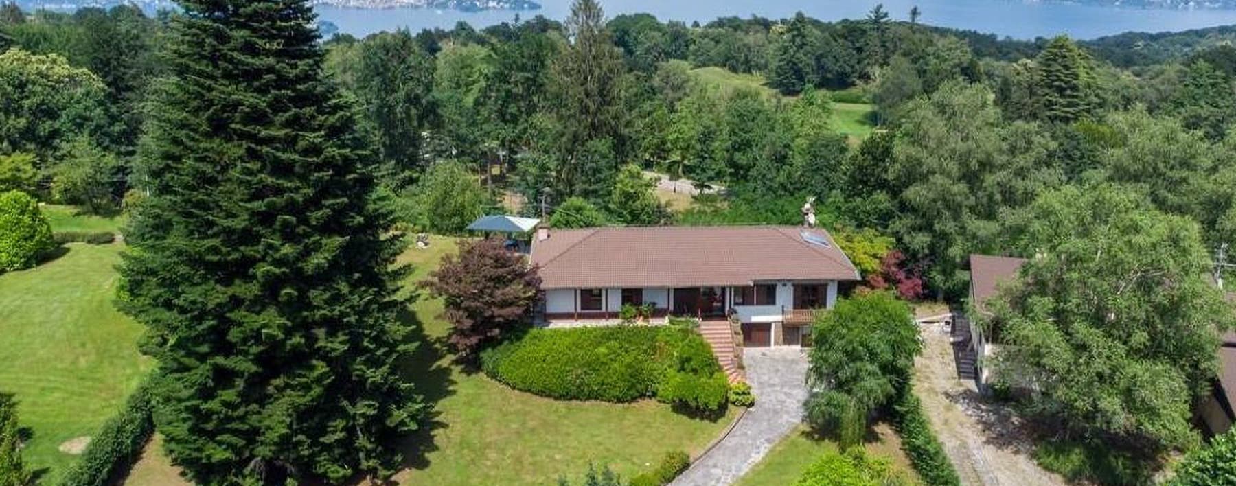 Villa panoramica vista Lago Maggiore, Vanzone