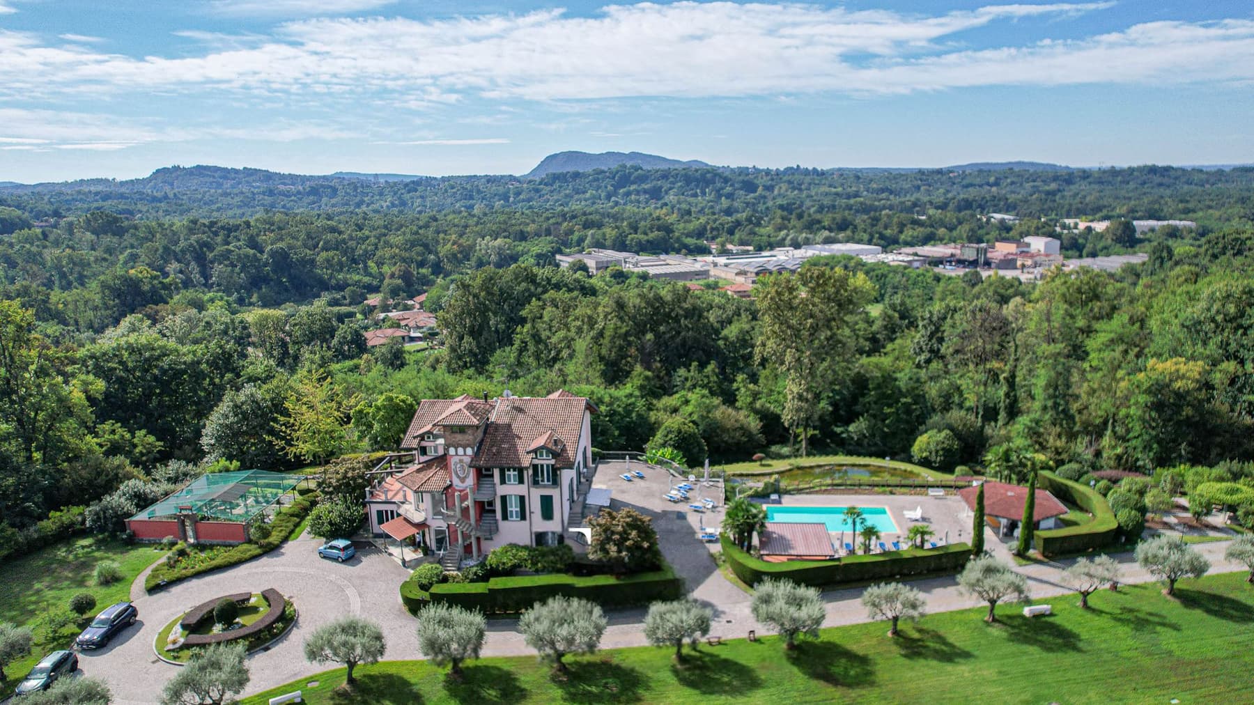 Villa esclusiva nel verde di Malgesso, Varese
