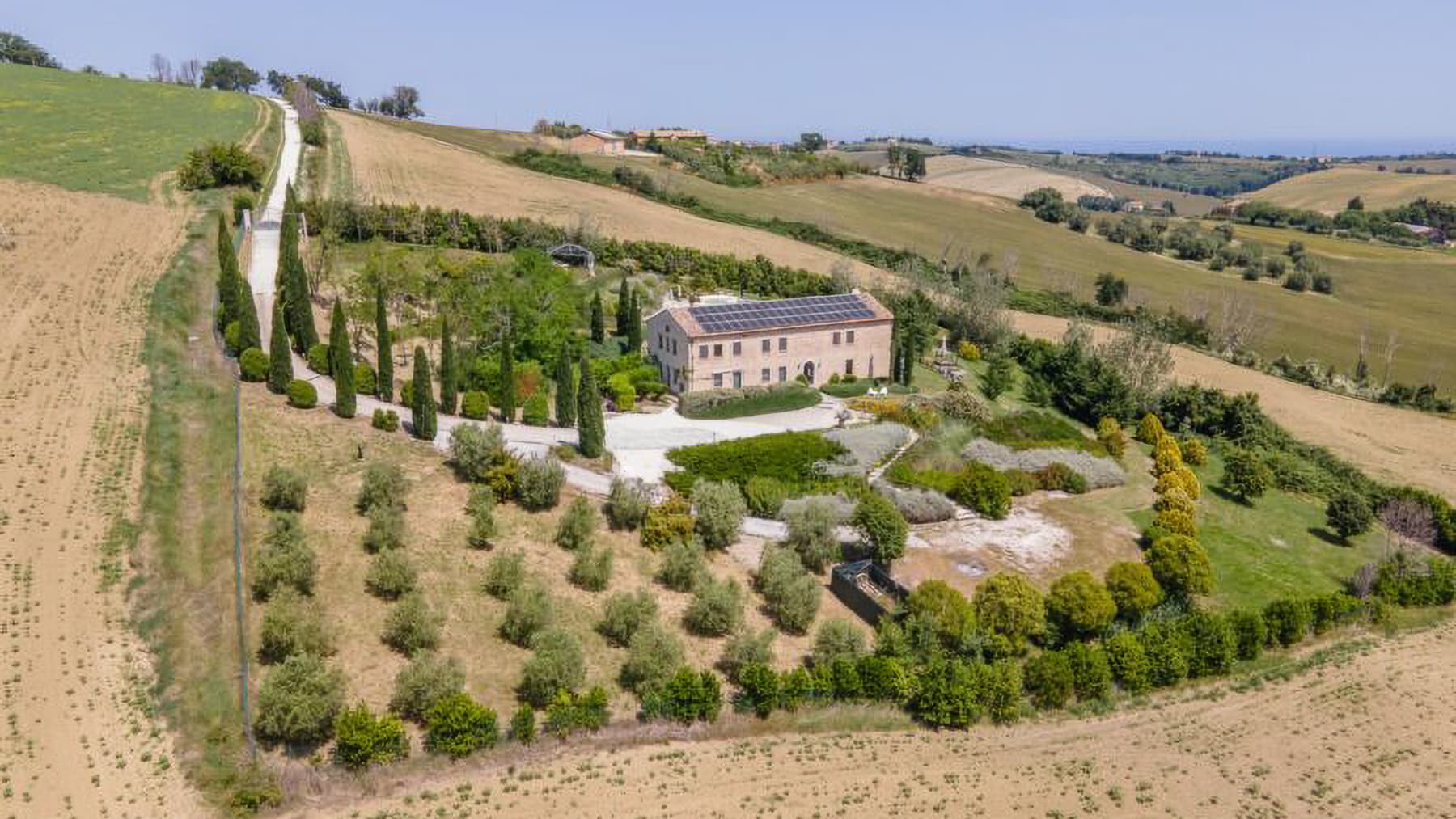 Rustic Country House in Sant'Angelo in Vado, Marche