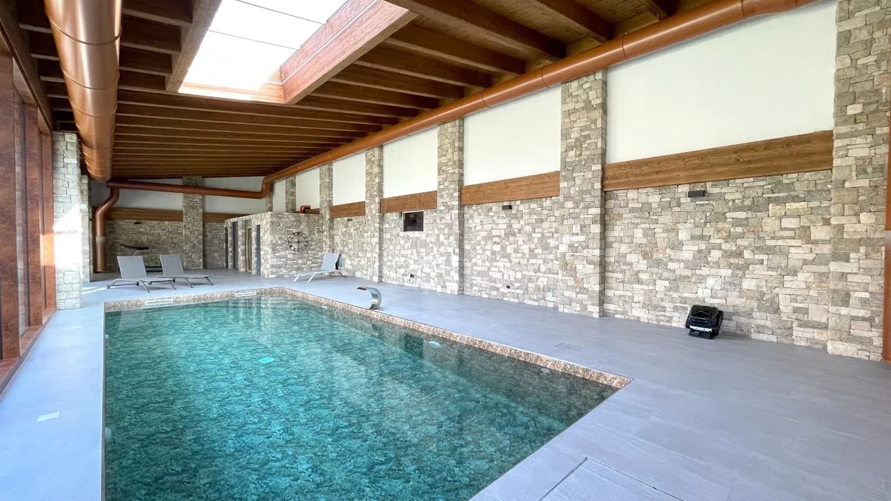 Interiors (29)