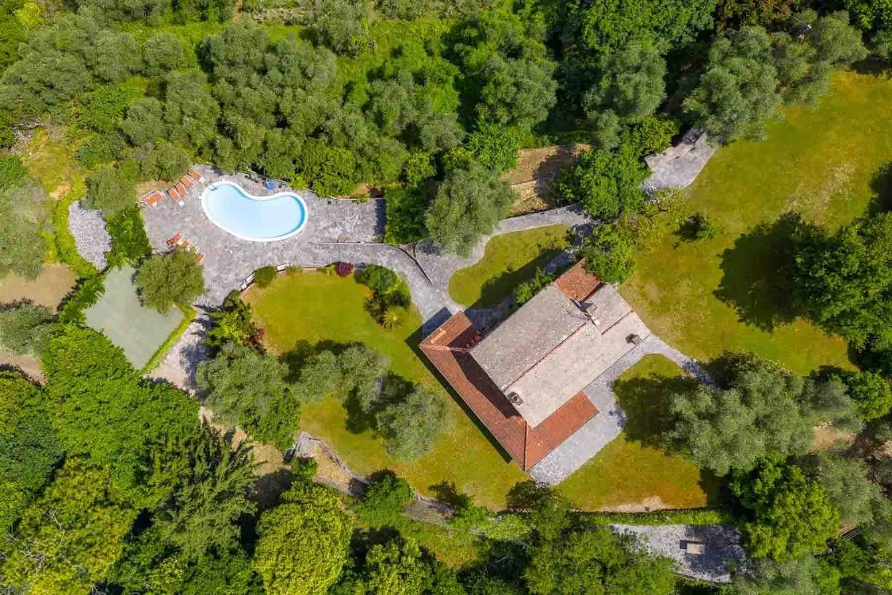 Villa panoramica con piscina a Rapallo, Liguria
