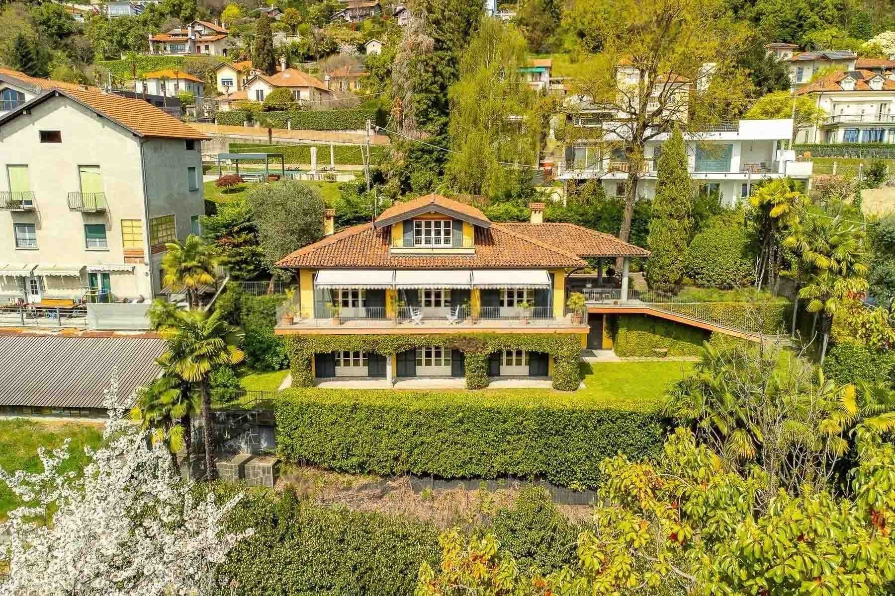 Villa elegante a Verbania con vista Lago Maggiore