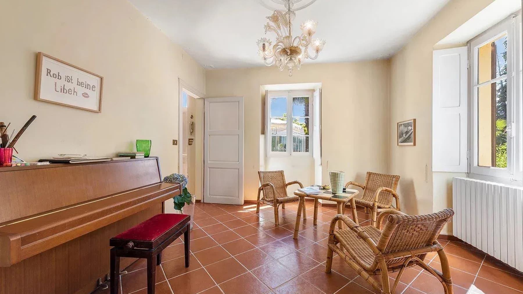 Interiors (11)