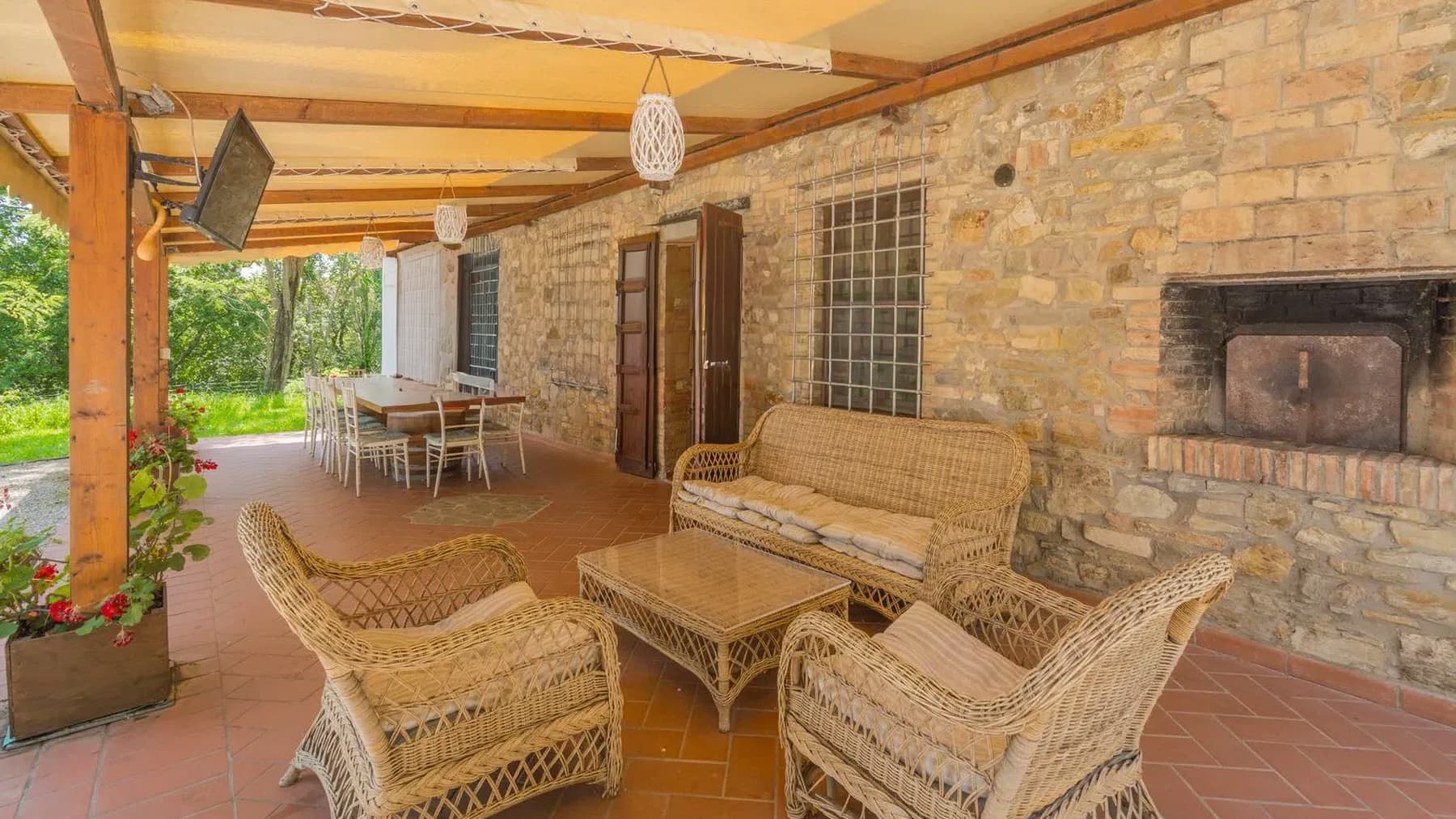 Casale con piscina panoramica in Toscana, Montaione