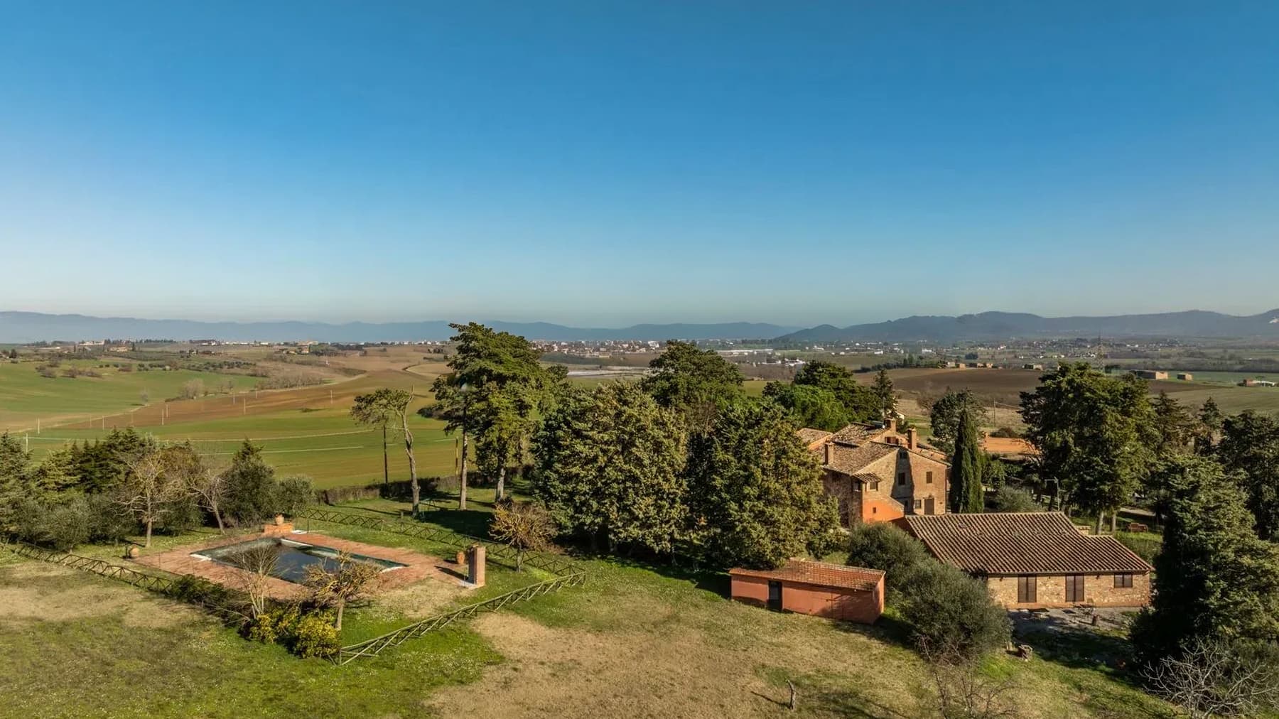 Casale in vendita nella campagna umbra, Villastrada